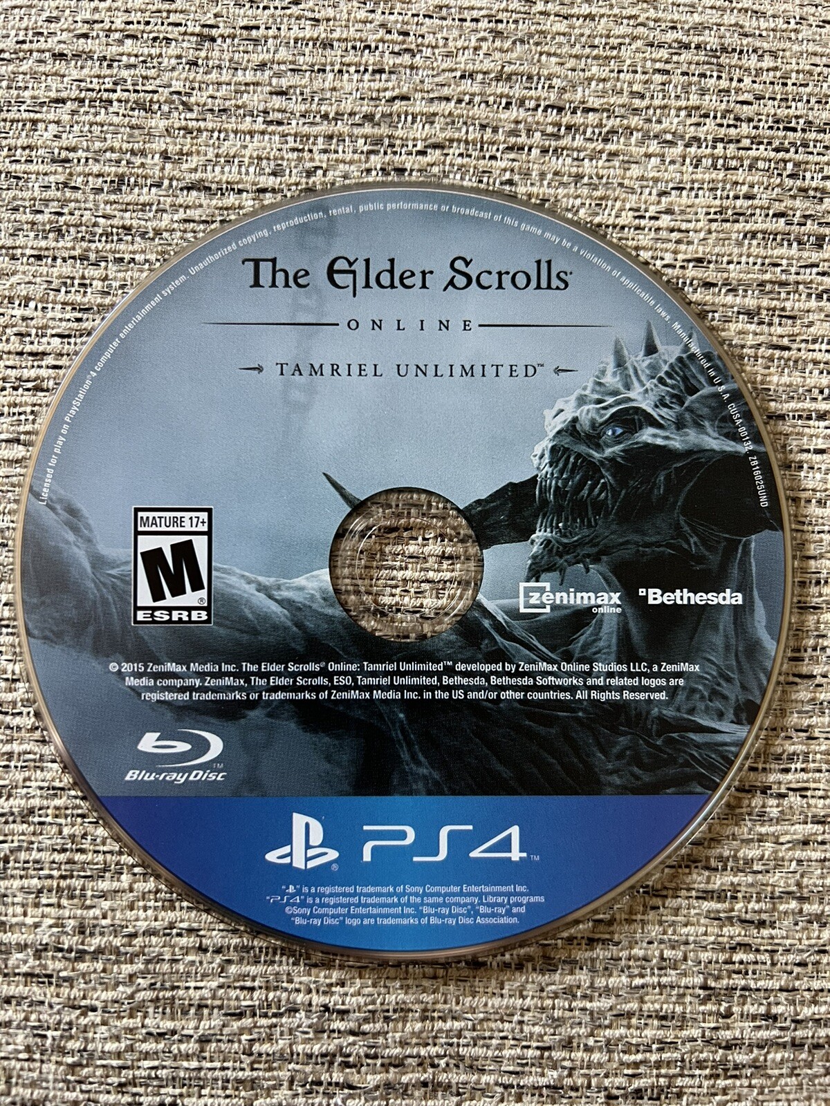 The Elder Scrolls Online: Tamriel Unlimited (Sony PlayStation 4, 2015)