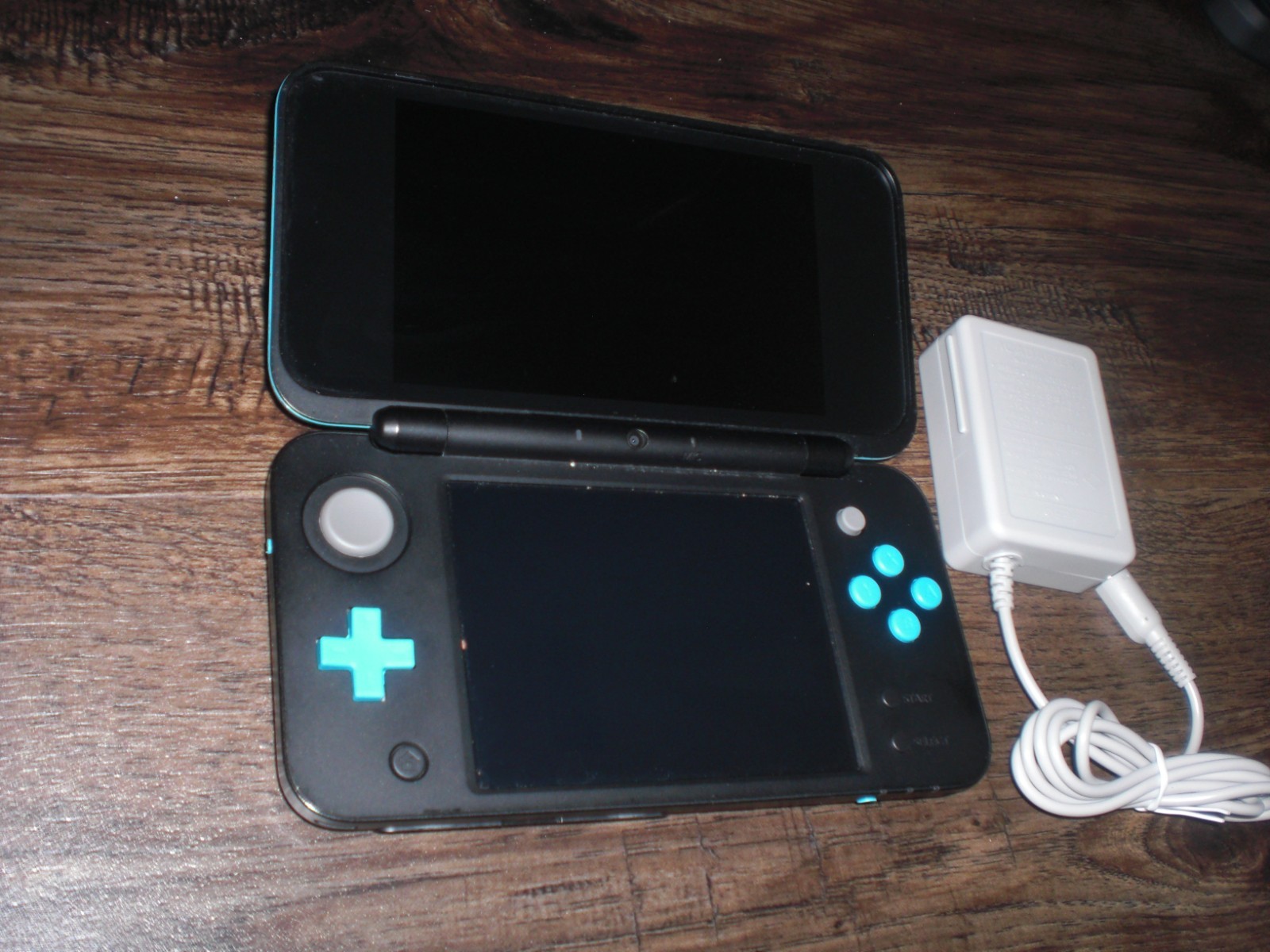 Nintendo New 2DS 3DS XL Console Black Blue Plays 3DS DS 2DS Games System TESTED