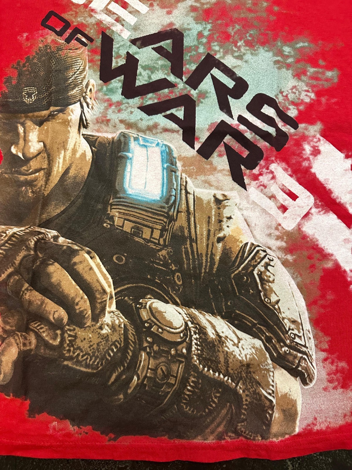 GEARS OF WAR 3 Marcus Fenix Shirt RED Large L PROMO Microsoft Store GOW