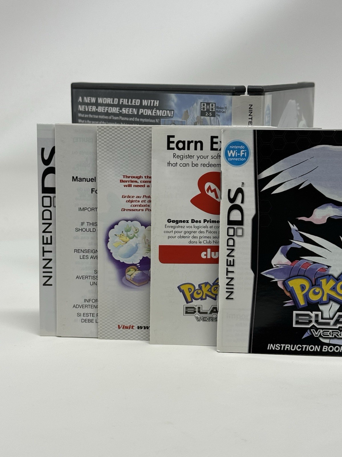 Pokemon Black Version Nintendo DS Complete CIB with All Inserts Authentic Tested