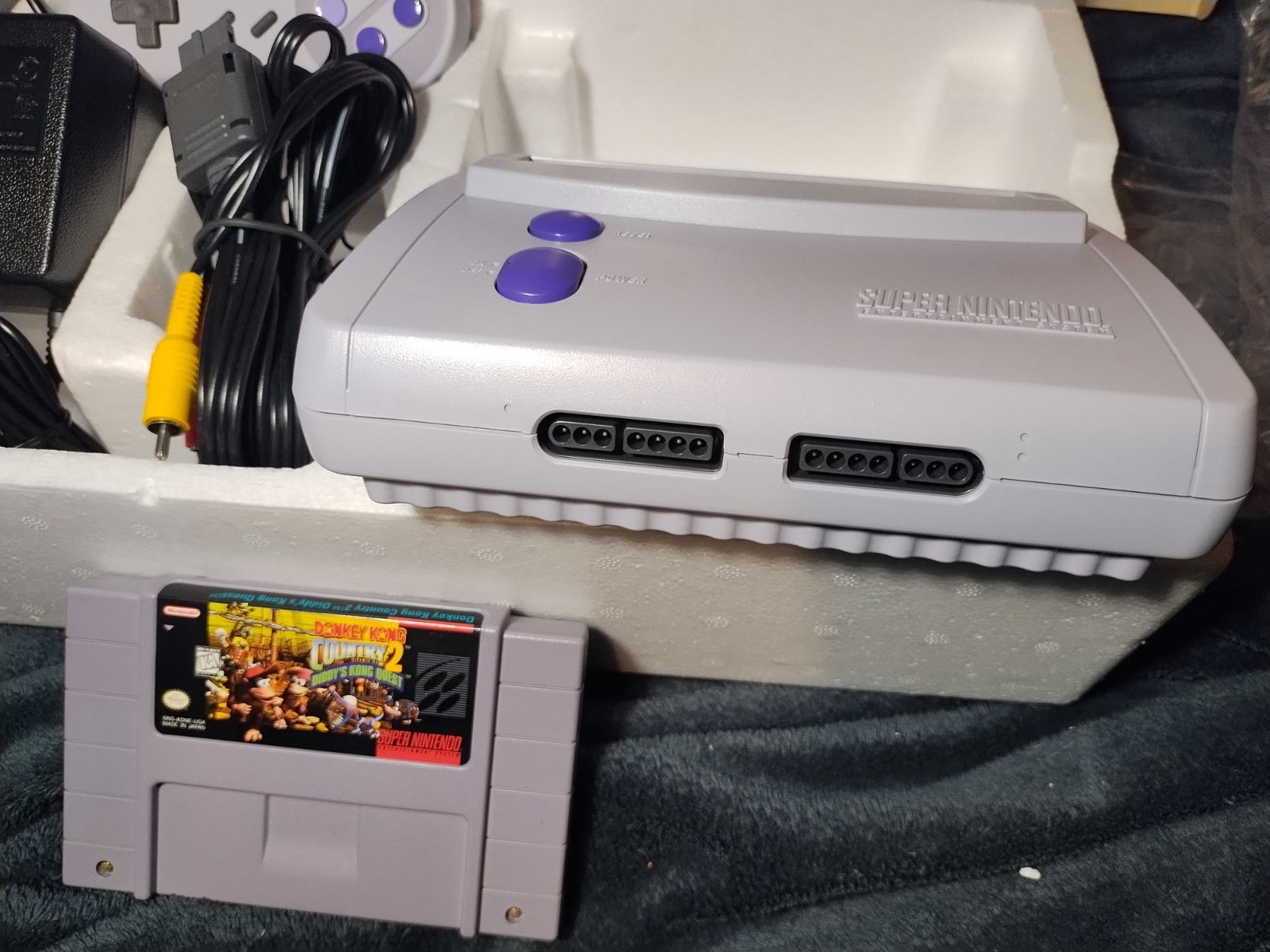 Super Nintendo Control Deck Console System in Box with Game SNES