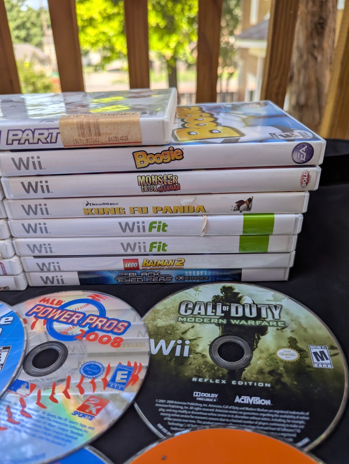 Nintendo Wii Video Game Lot x25 Mixed Cases Disc Only Tested Working