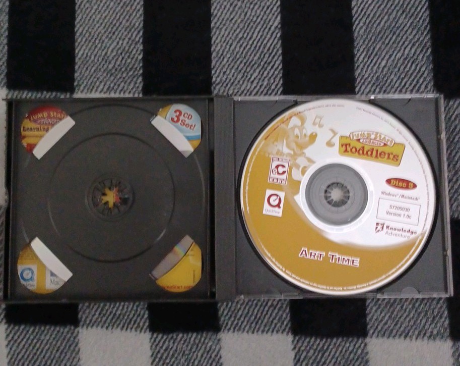 Lot Of 2 PC CD-ROM : MegaBloks Dragons Metal Ages & Jump Start Advanced Toddlers