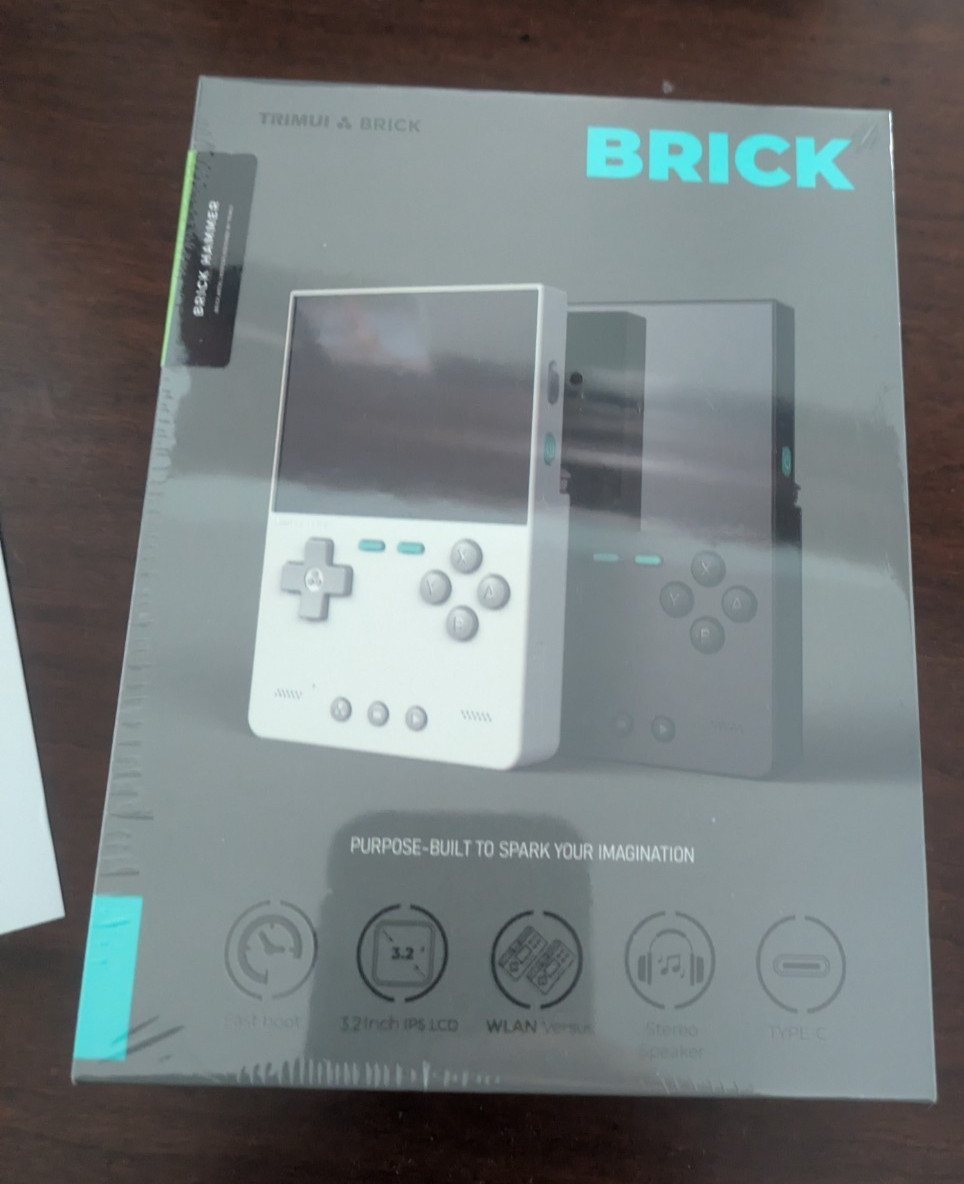 NEW SEALED TrimUI Brick Hammer Green Retro Handheld Game System Console Portable