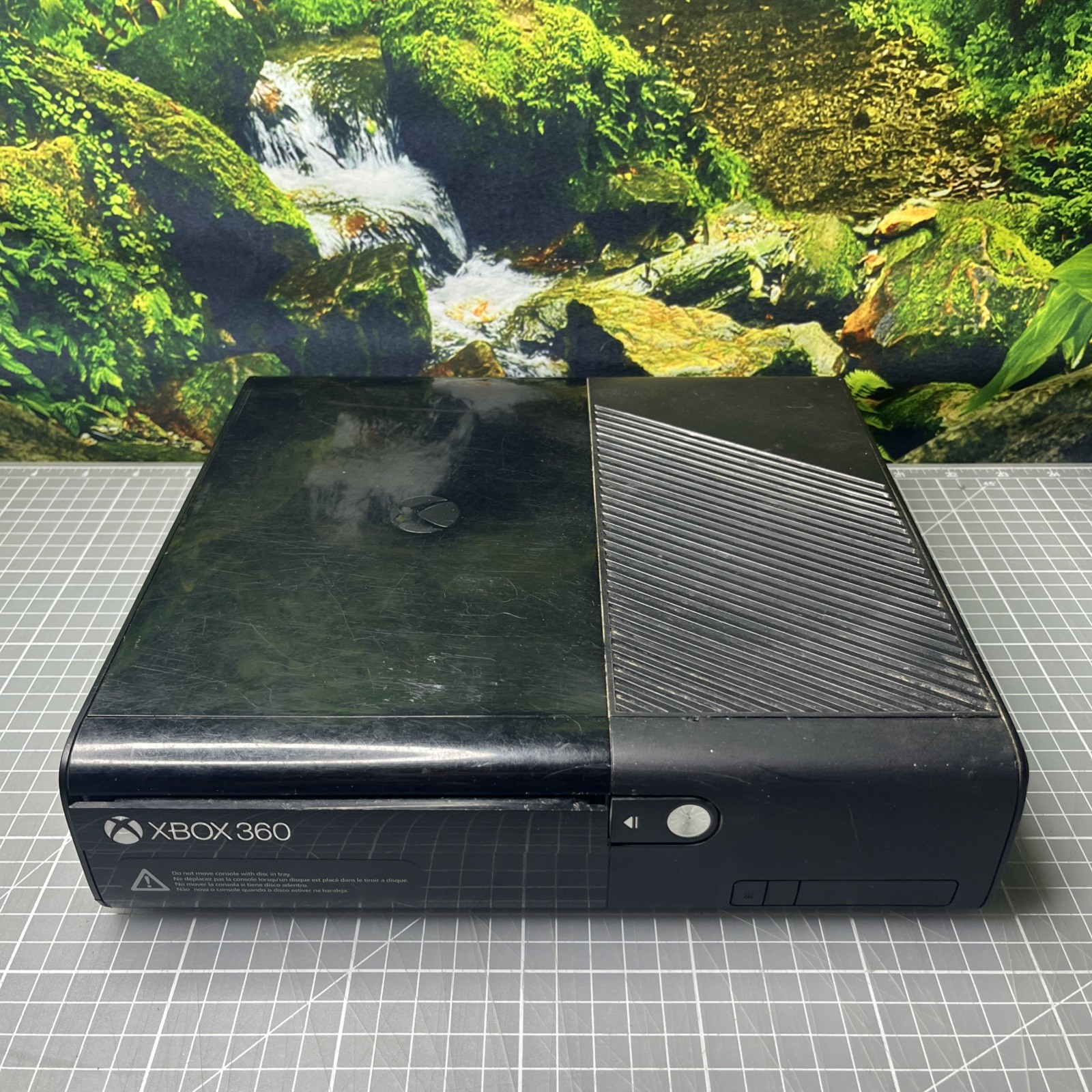 Microsoft Xbox 360 E Console – No Harddrive Parts Only
