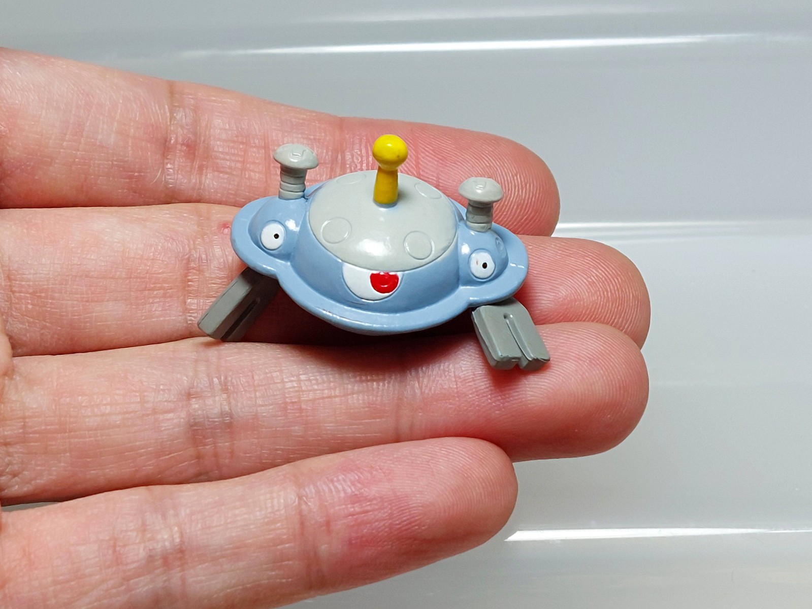 Magnezone Jibacoil Pokemon Clipping Figure Bandai 2008 Toy Japan D02 0.9in