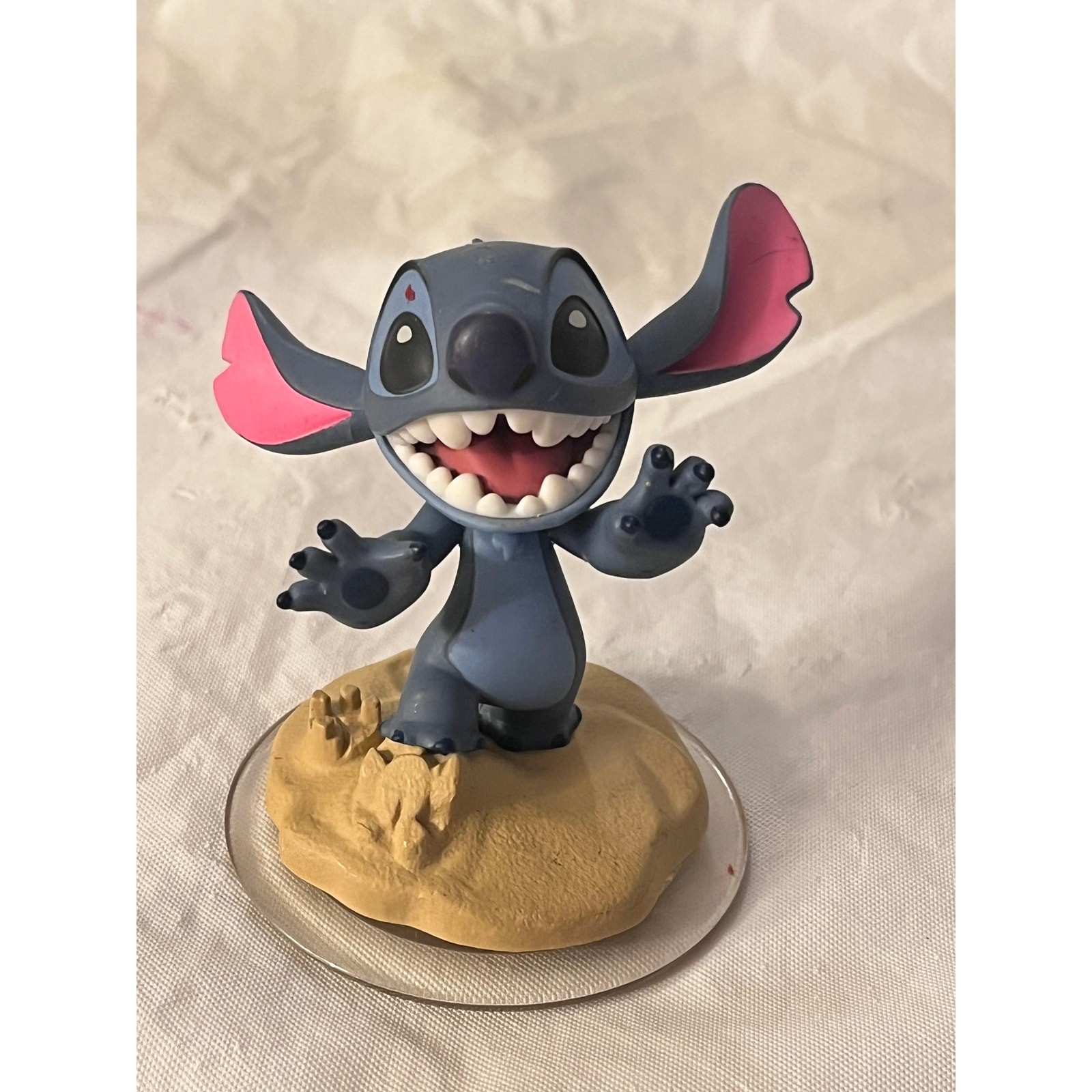 Disney Infinity 2.0 Lot of 4 – Spider-Man Stitch Merida * Ronan (see condition)