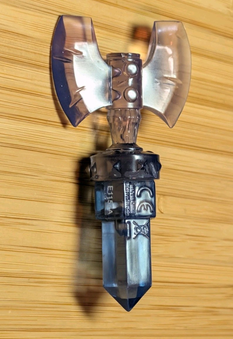 Skylanders Trap Team Undead Axe Trap – Bone Chompy
