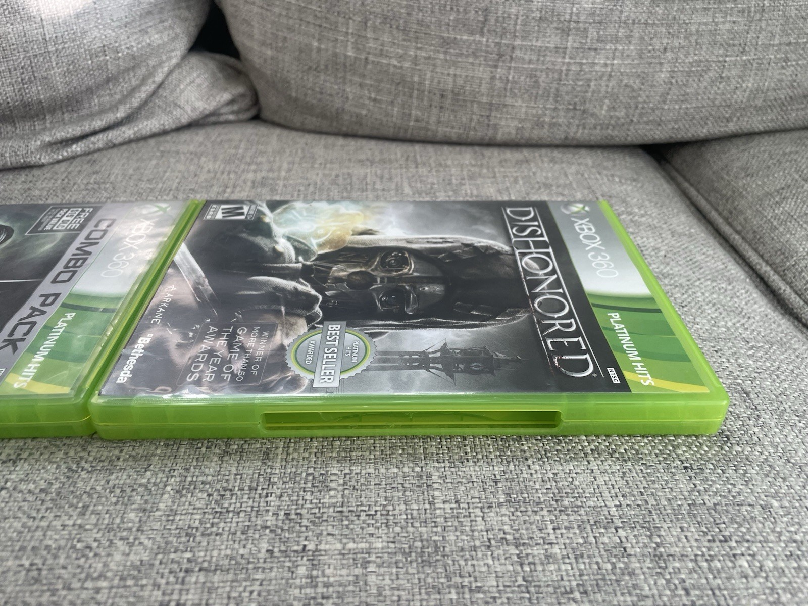 Call of Duty Combo Pack Black Ops 1 & 2, And Dishonored For Xbox 360. Tested