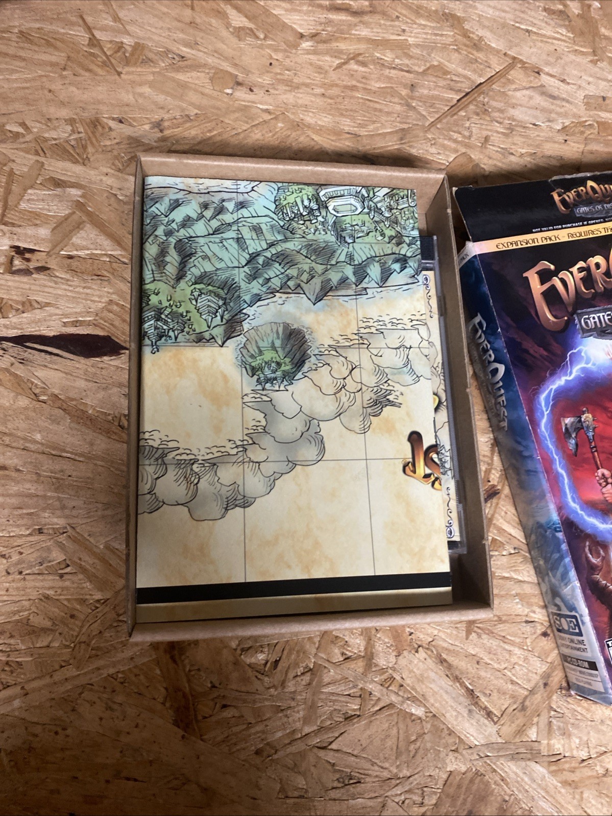 EverQuest Gates of Discord PC Box & Game & Map