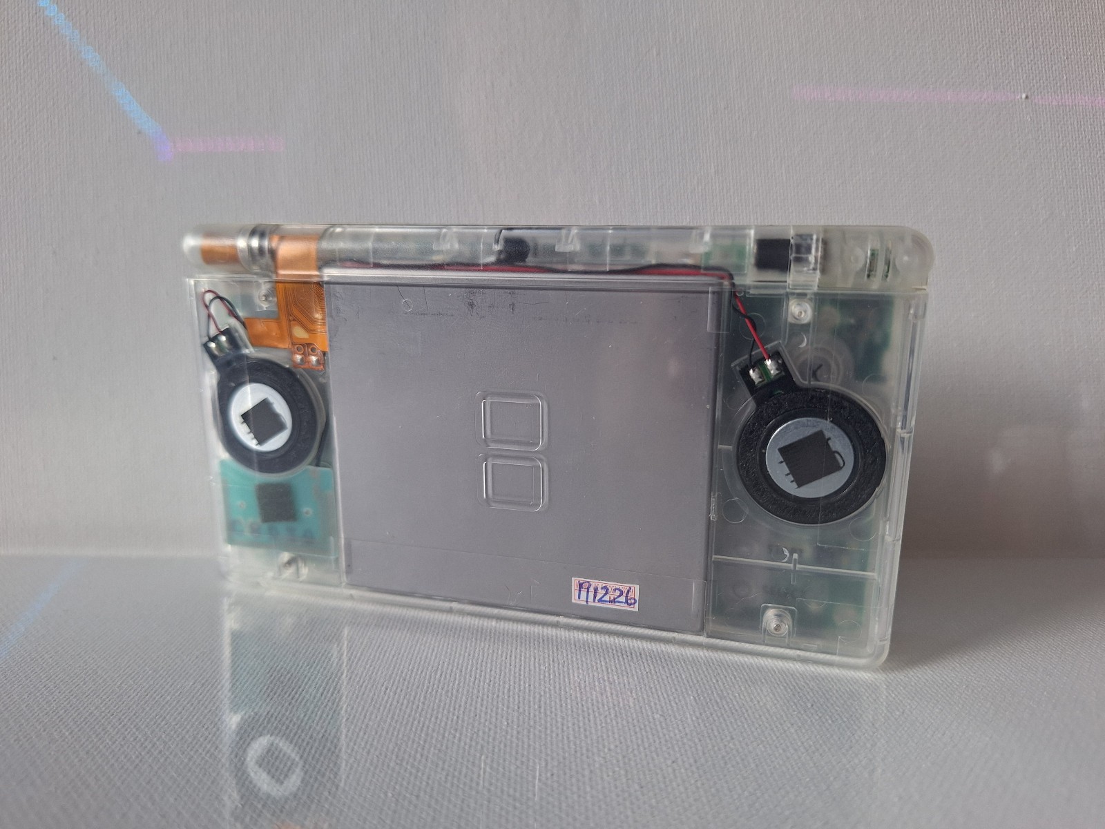 Nintendo DS Lite Handheld System – Clear works with issues No Charger READ DESC