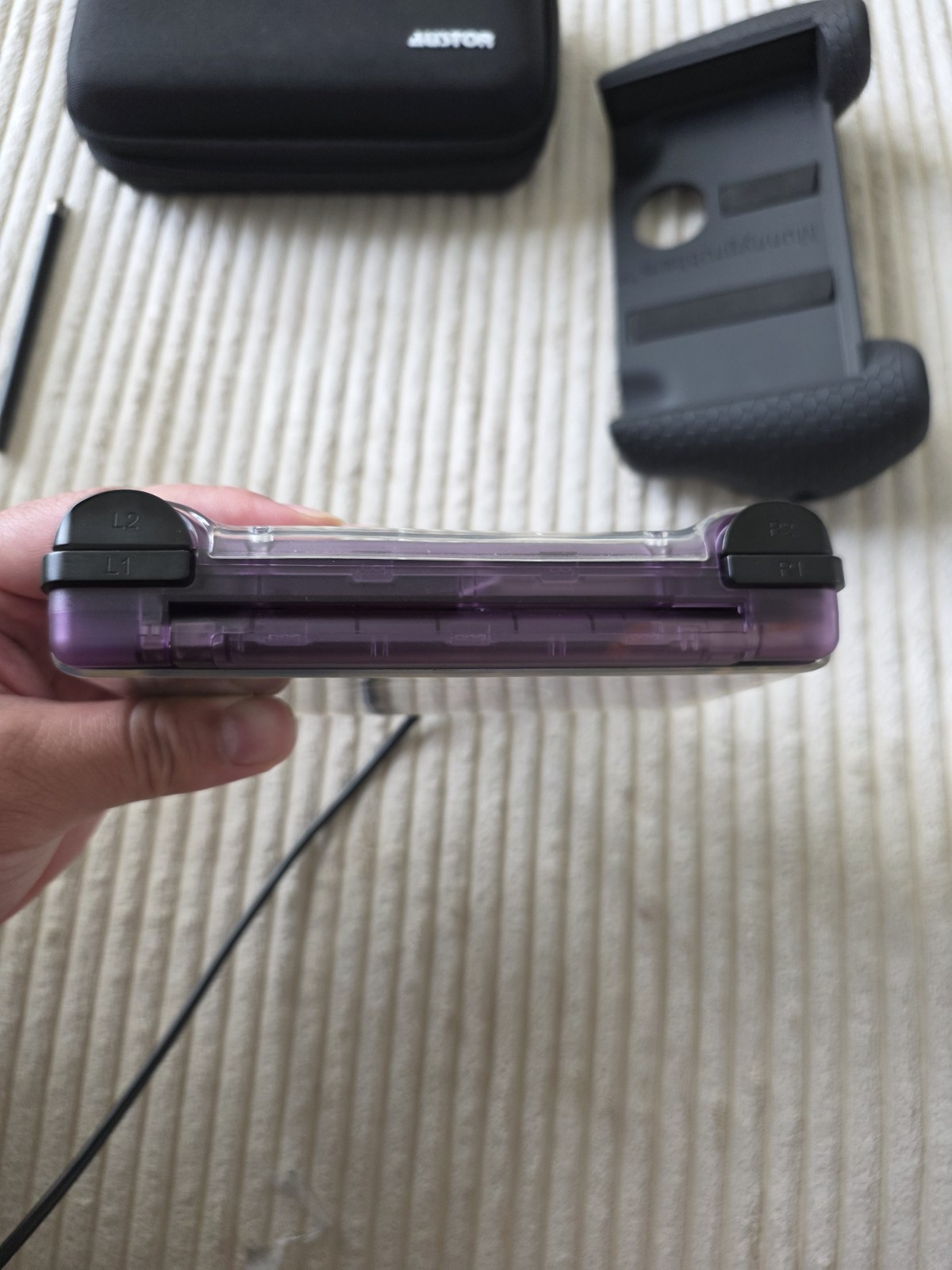 Ayn Thor Purple Max 1TB PLUS 1 TB SD CARD With Games Installed ES-DE Frontend