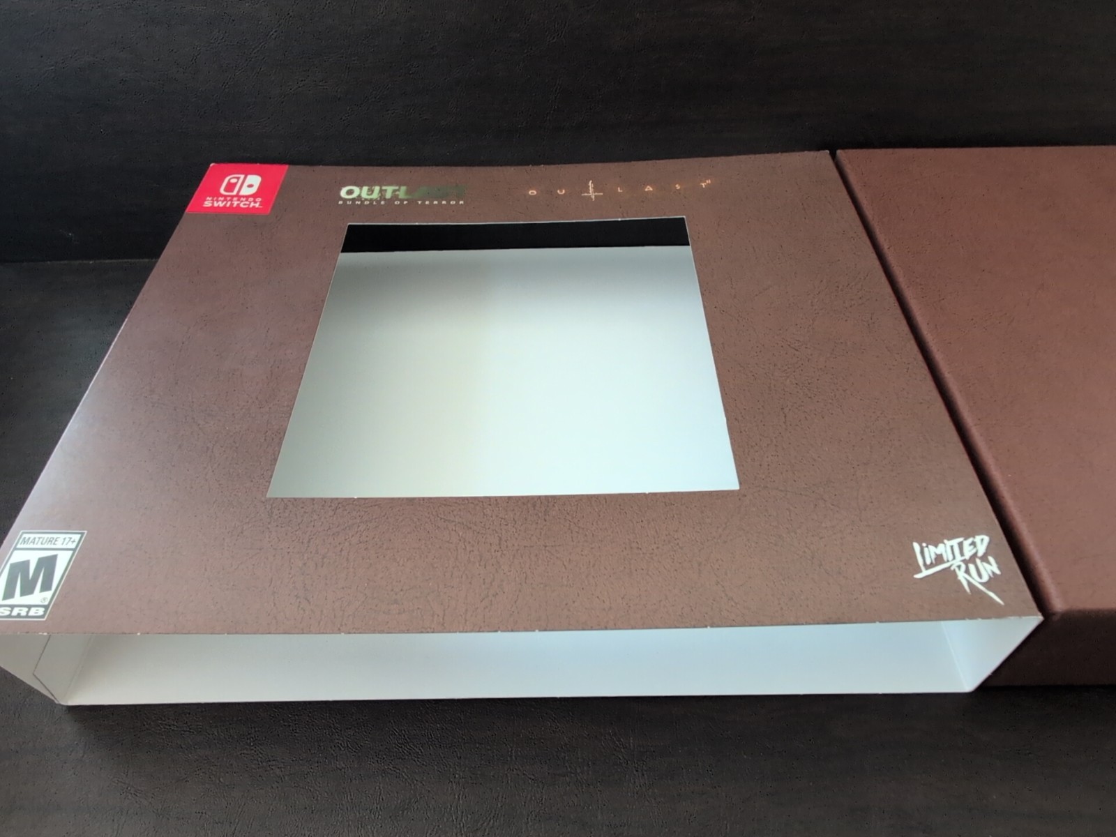 Outlast Bundle of Terror / Outlast 2 Murkoff Briefcase Edition – Switch Complete