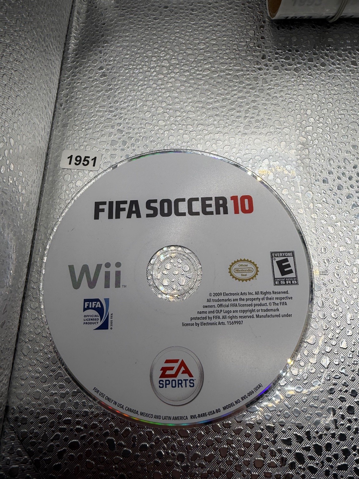 FIFA Soccer 10 Wii Video Game EA Sports Soccer Simulation Multiplayer