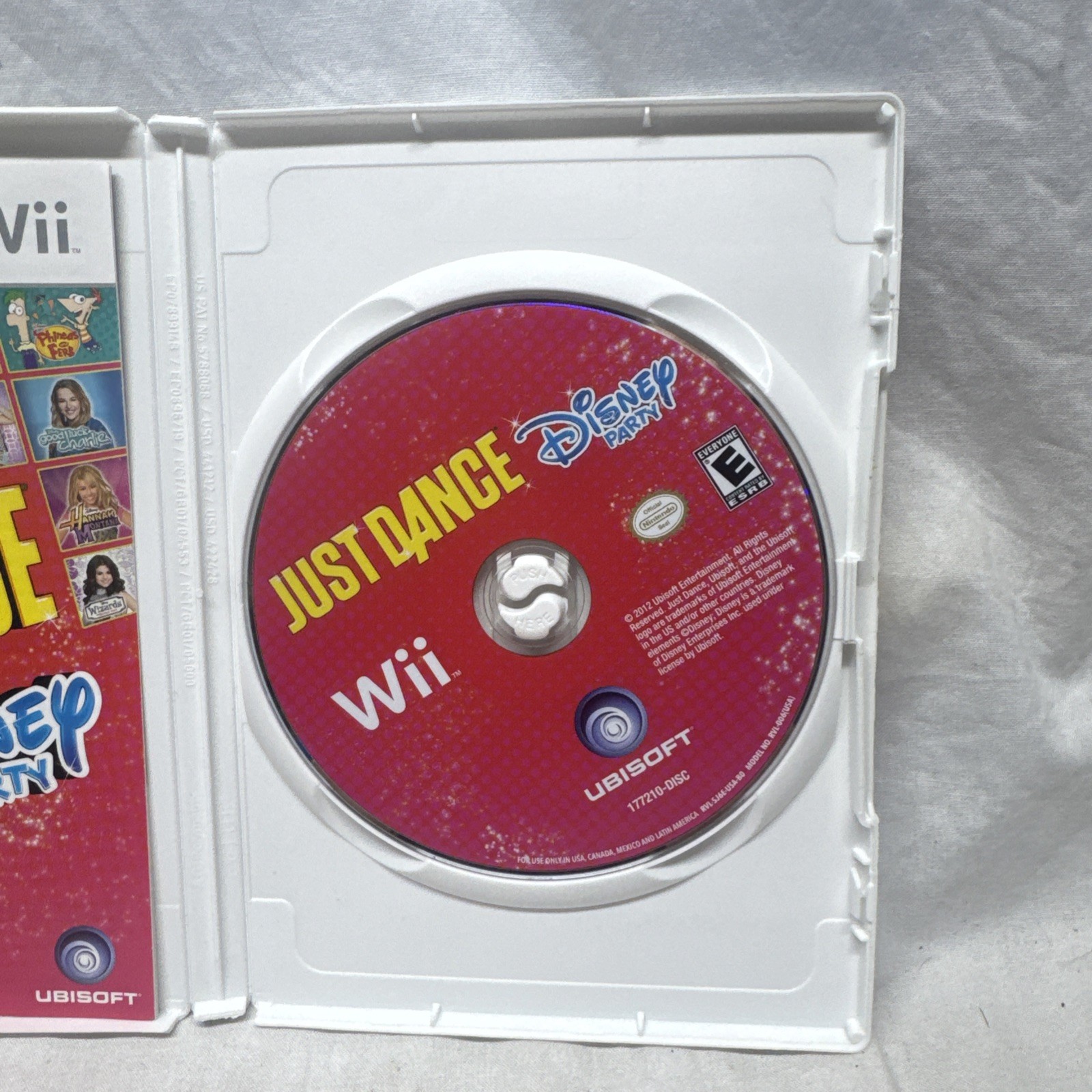 Just Dance: Disney Party (Nintendo Wii, 2012) Complete With Manual & Case