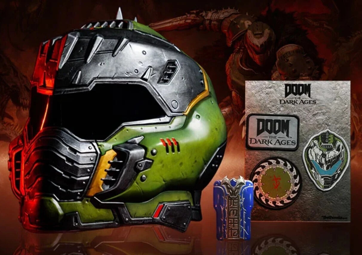 Doom The Dark Ages Doom Slayer Wearable Helmet LED Bundle + Keycard + Patches