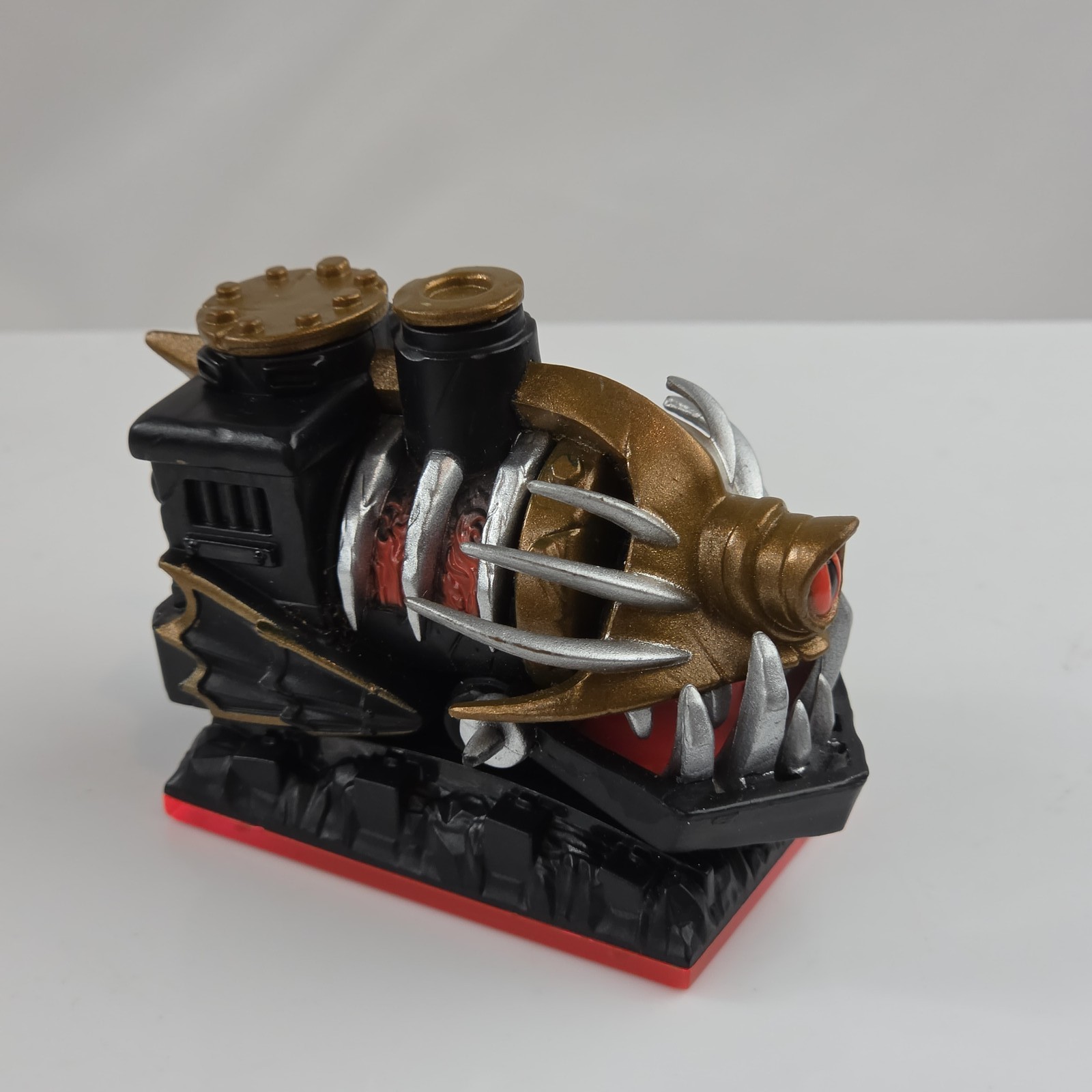 Skylanders Trap Team Nightmare Express Vehicle Figure Activision Toys to Life