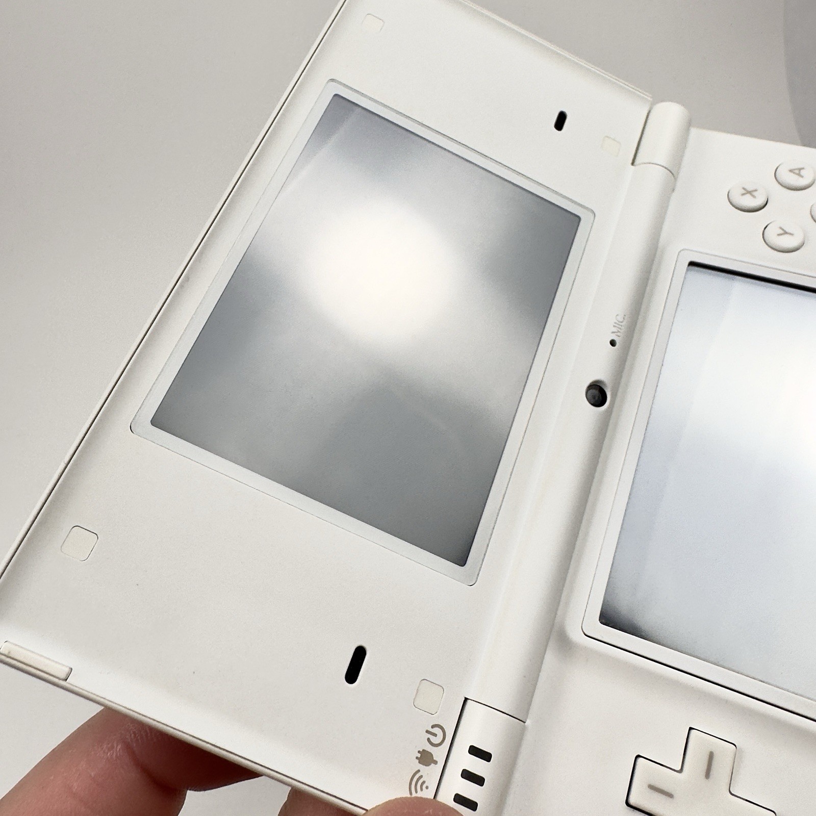 Nintendo DSi White Original Console Complete Head Working Like New