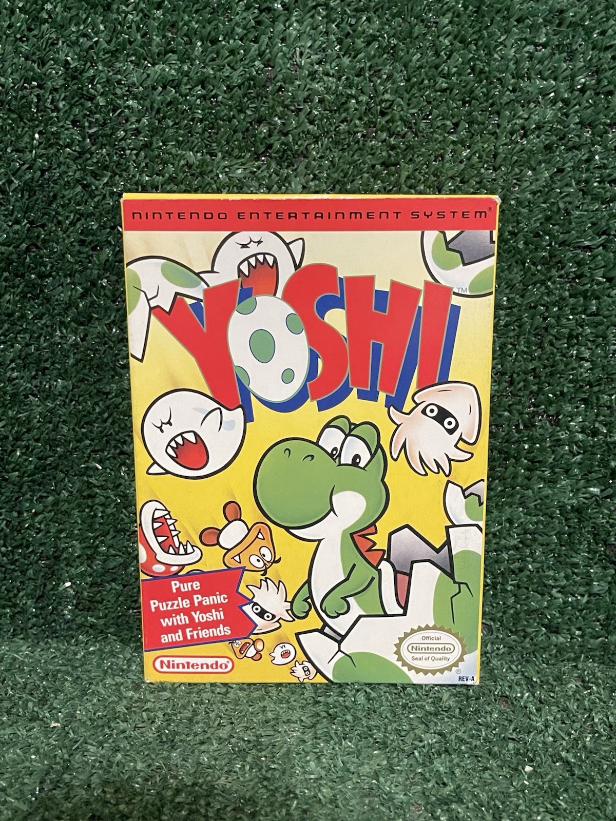 Nintendo Oval Seal Yoshi Complete In Box Near Mint NES Nintendo Fast Shipping!