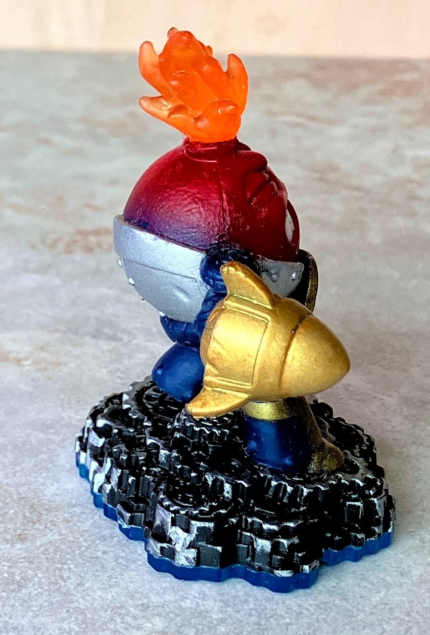 Skylanders Swap Force COUNTDOWN LIGHTCORE Figure