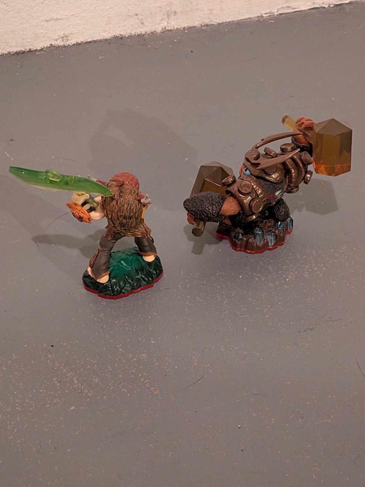 Wallop And Bushwhack Skylanders Trap Team Collectible Characters