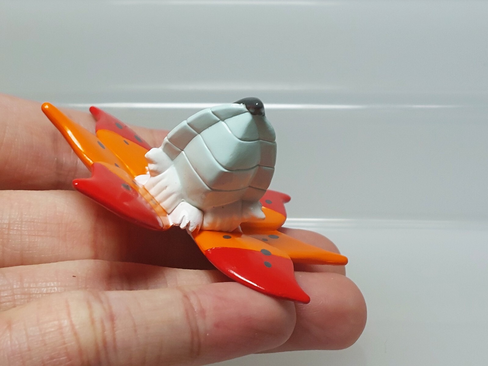 Volcarona Pokemon Monster Collection Figure Takara Tomy 2011 Japan H02 1.8in