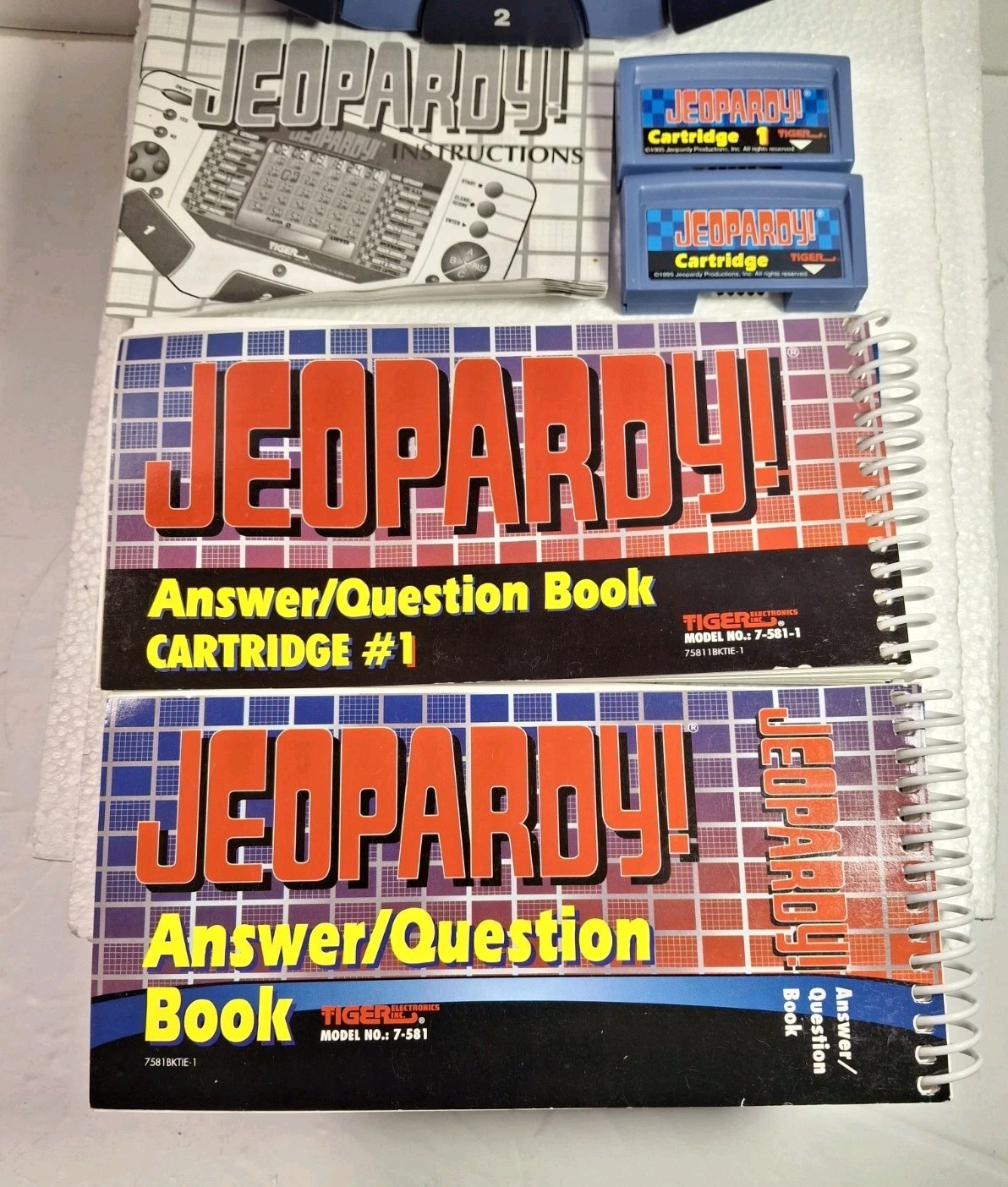 1995 Talking Jeopardy Tiger Electronics Video Game Handheld with Instructions