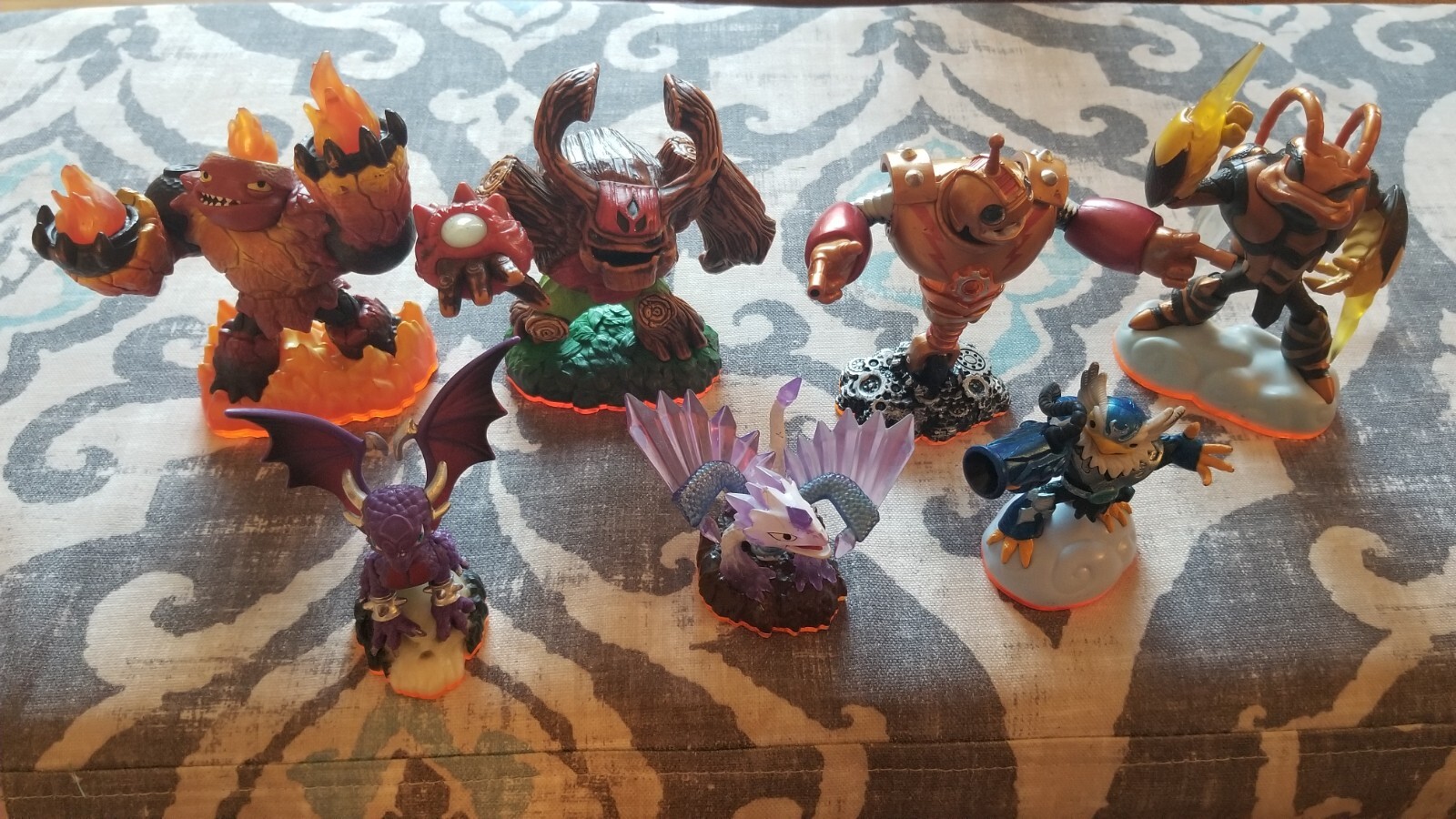Activision Skylanders Giants Series 2 – Lot of 7 Figures