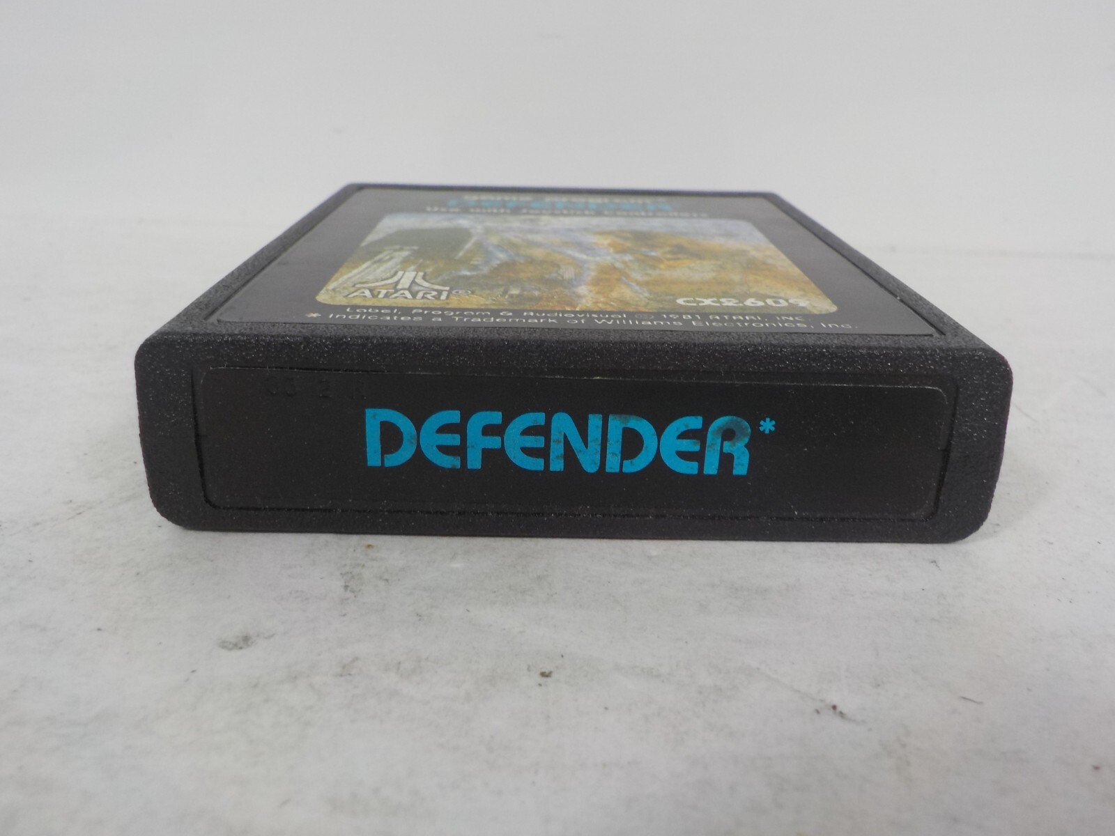 N A129 Atari 2600 Game w/ Manual Lot Asteroids & Defender