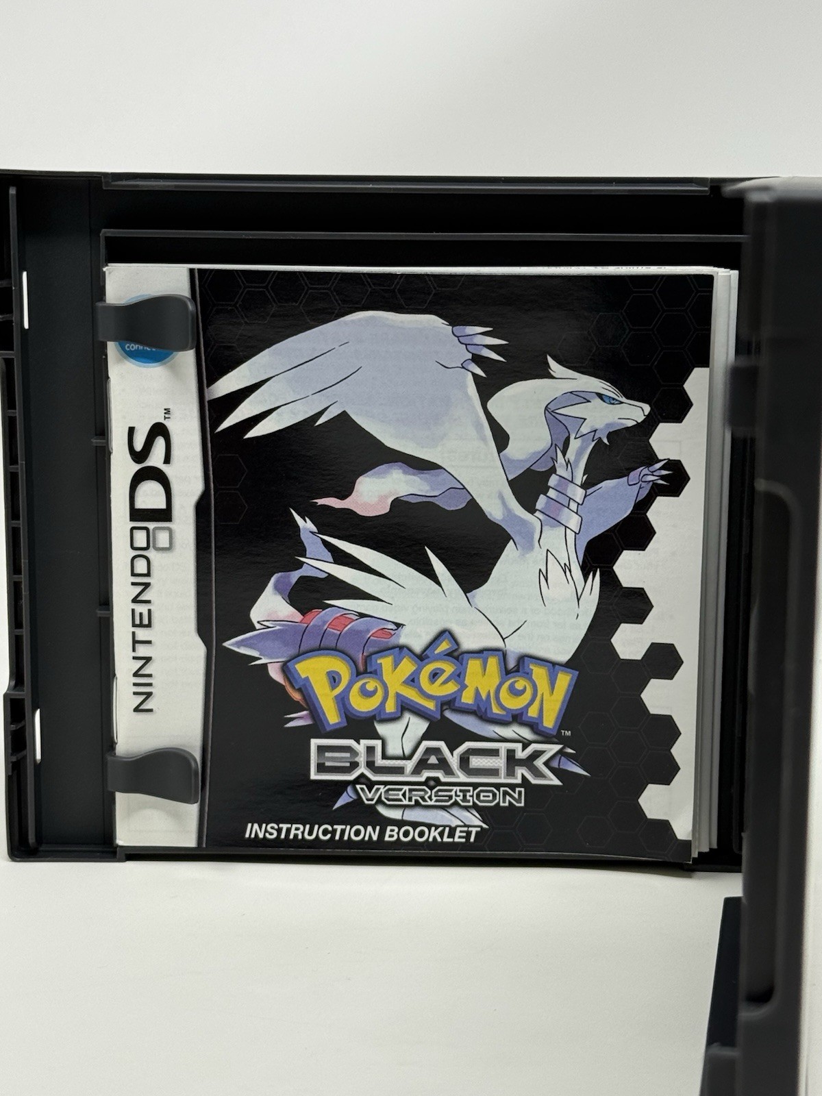 Pokemon Black and White Version Bundle Lot Nintendo DS Complete CIB Authentic