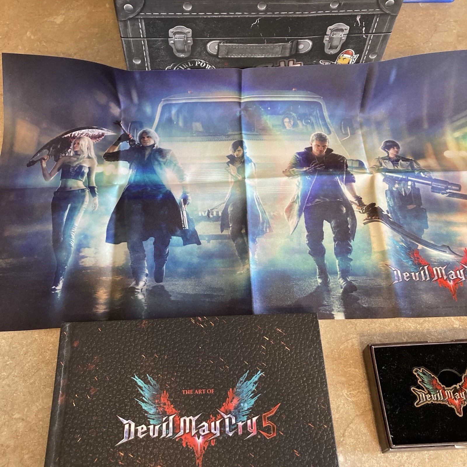 Devil May Cry 5 Collector’s Edition With Game Motor Home Replica Art Book More