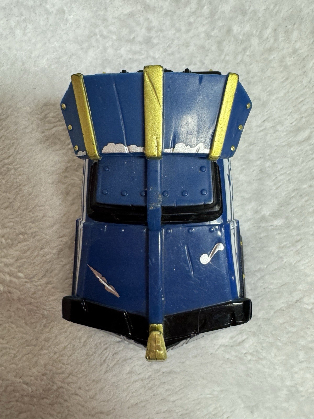 Skylanders Superchargers Shield Striker Vehicle Figure, thump truck, Sea Shadow