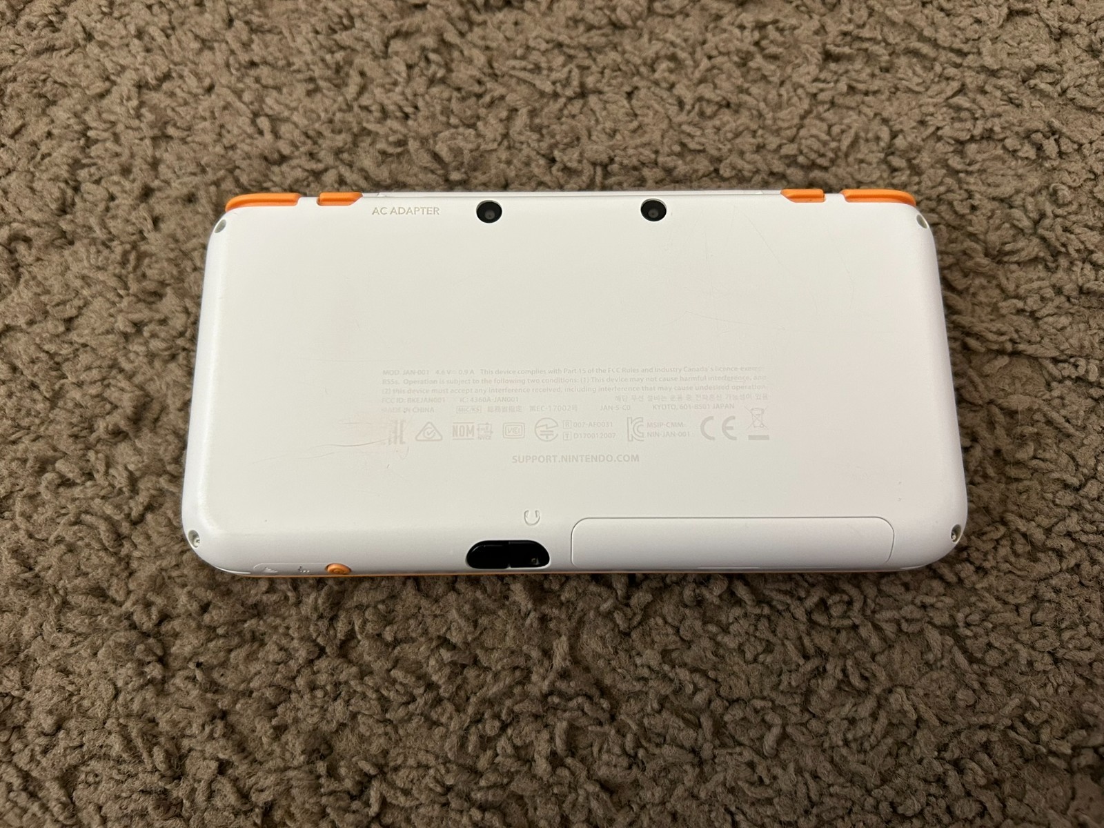 Nintendo 2DS XL Handheld System White & Orange+Zelda: Ocarina of Time bundle lot
