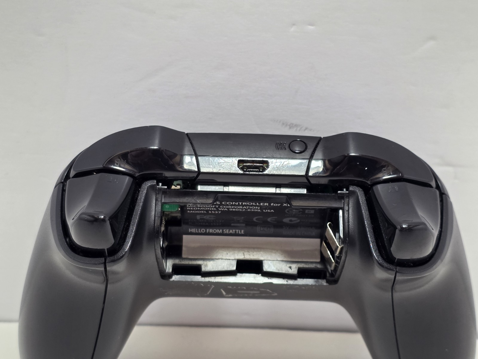 Microsoft Xbox One Wireless Controller Model 1537 (No Battery Cover) Tested