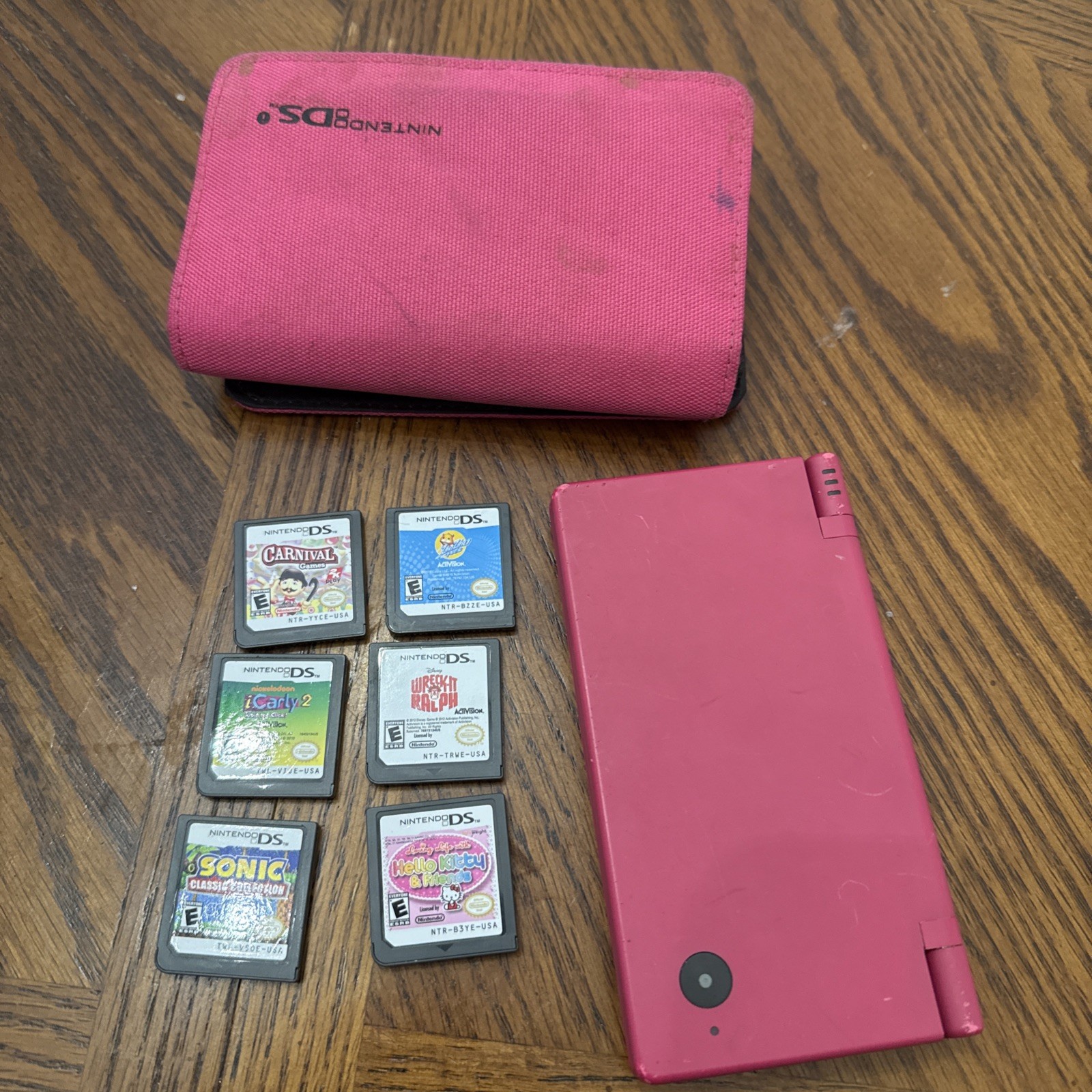 Nintendo DS pink Console Carry Case 6 Games Untested
