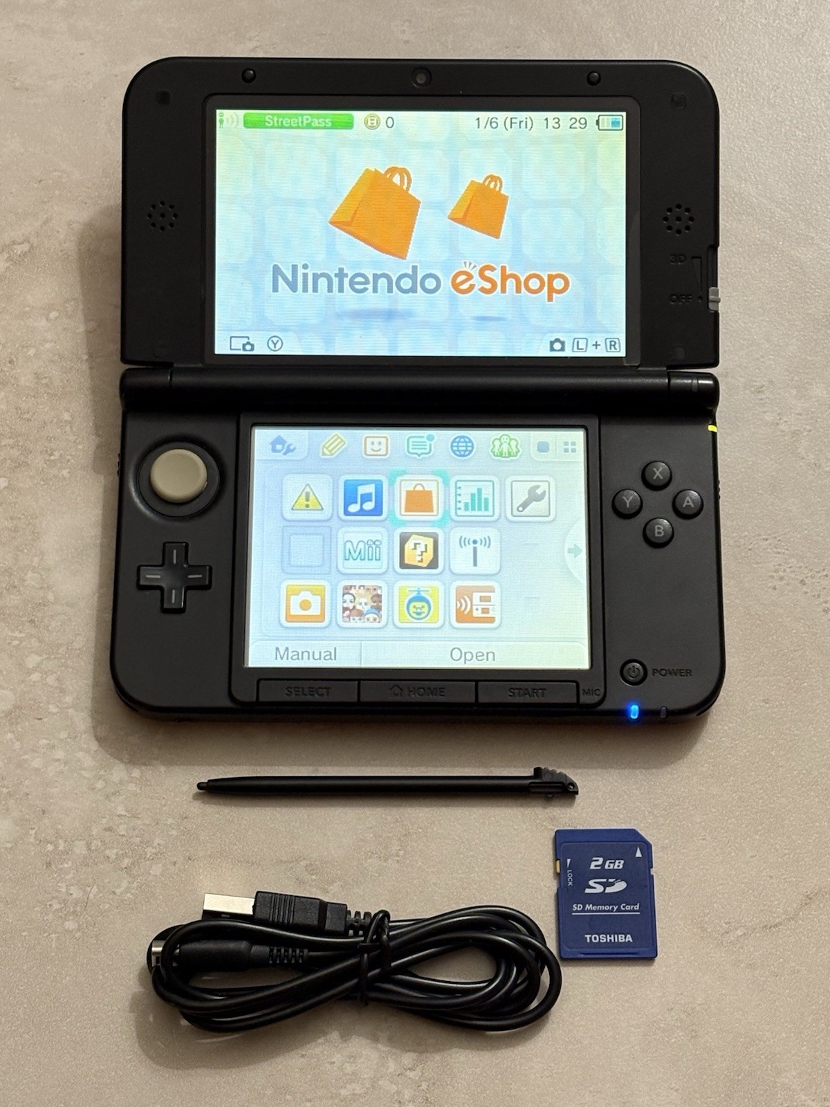 Nintendo 3DS XL LL Black And Red Handheld With Charger And Stylus Very Good