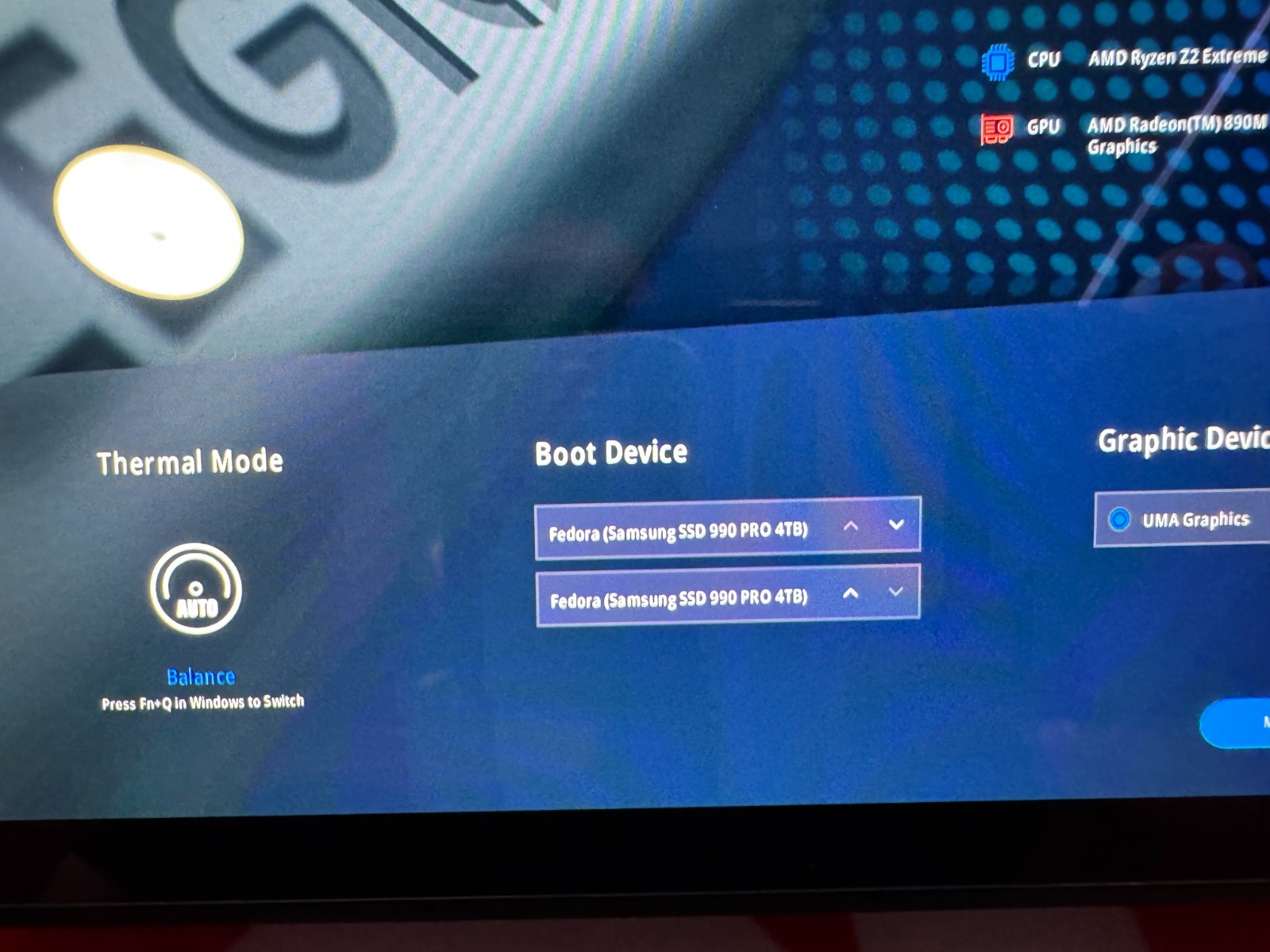 Lenovo Legion Go 2 Z2 Extreme 32GB (4TB Samsung 990 Pro SSD) (Barely Used)