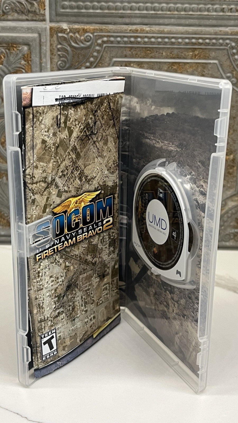 SOCOM: U.S. Navy SEALs — Fireteam Bravo 2 (Sony PSP, 2006) Complete & Tested