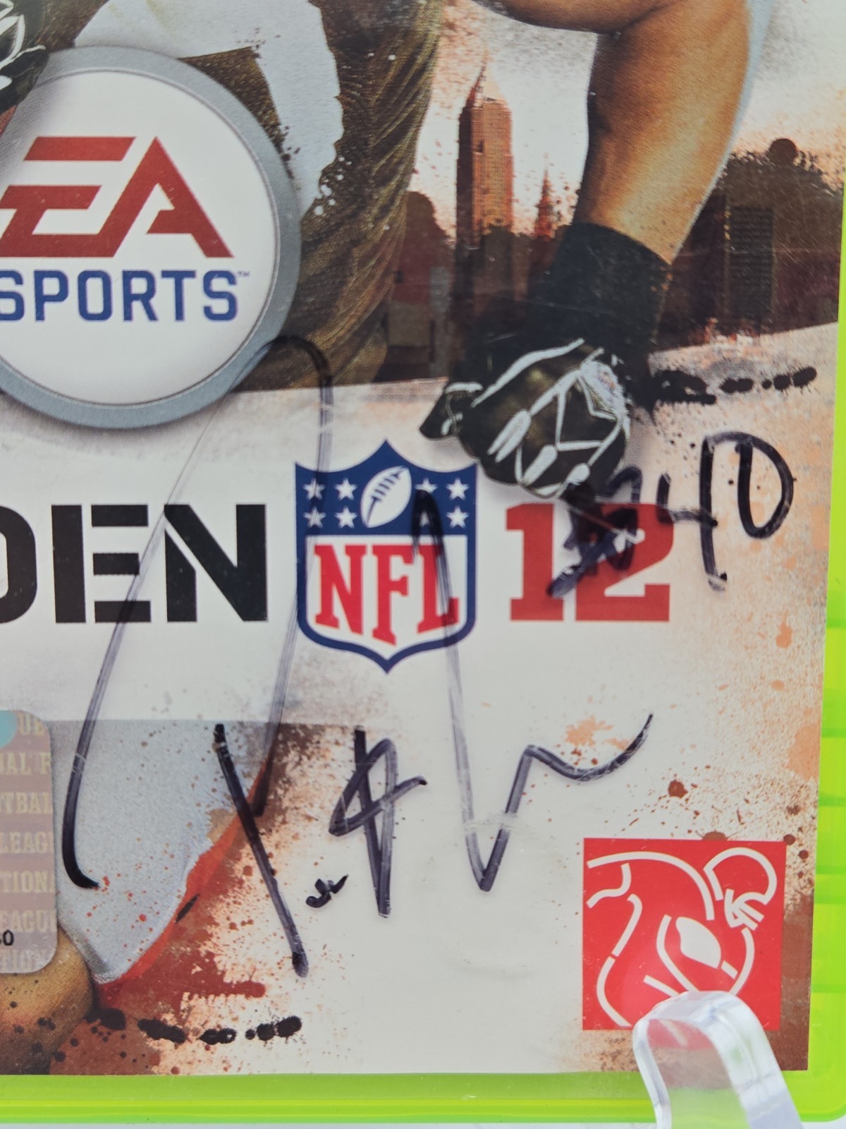 Payton Hillis AUTOGRAPHED Xbox 360 : Madden NFL 12 CIB Cleveland Browns