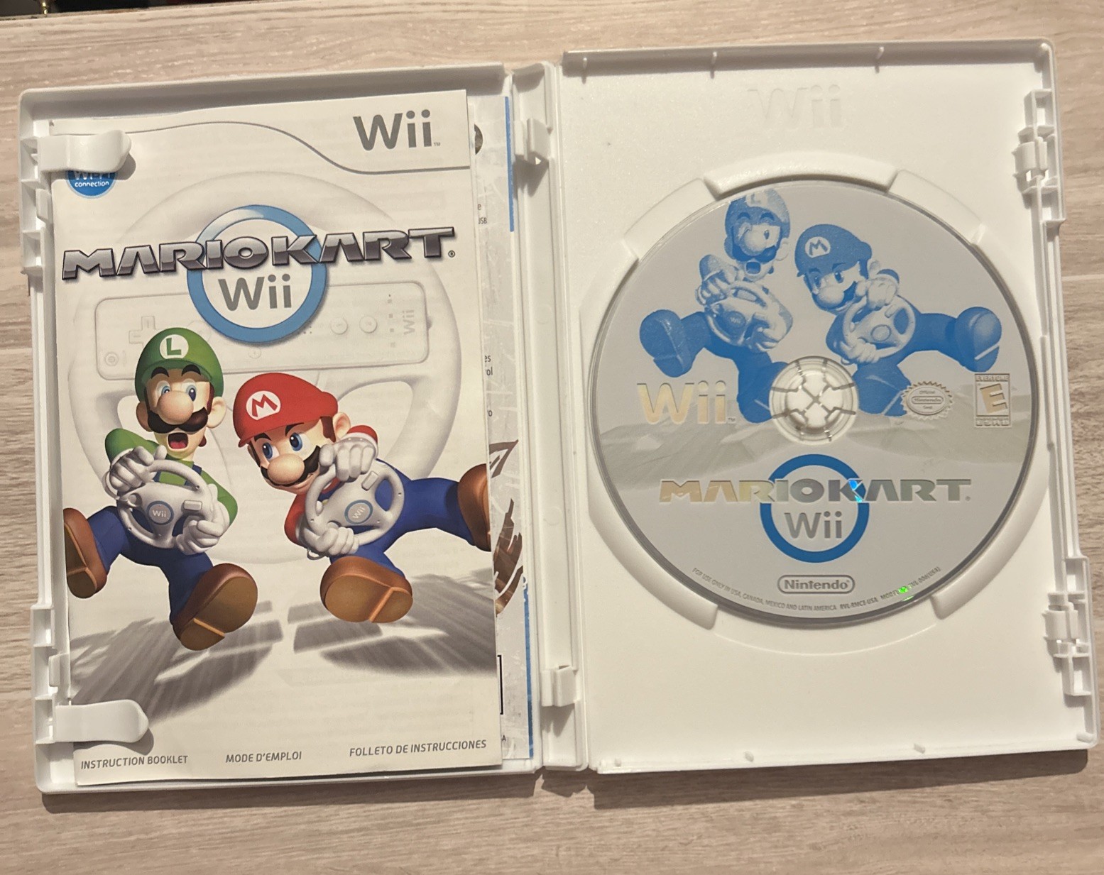 Nintendo Wii Game Mario Kart Wii CIB With Manual Racing Classic