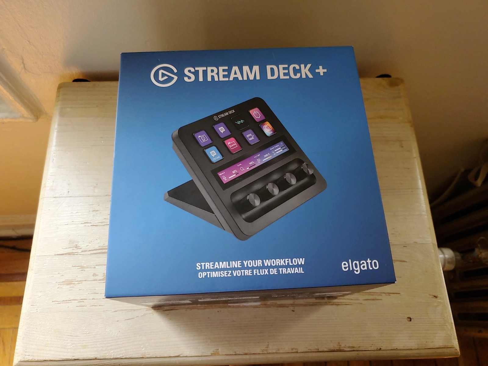 Elgato Stream Deck+ Studio Controller With USB Hub – Black