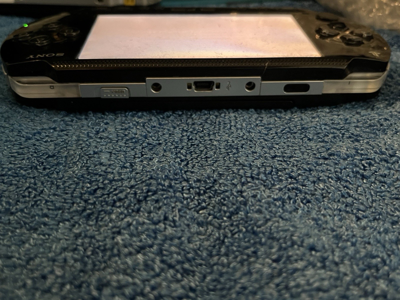 Sony PSP 1001 Black Handheld System with Charger & Battery, ARK-4! READ!!