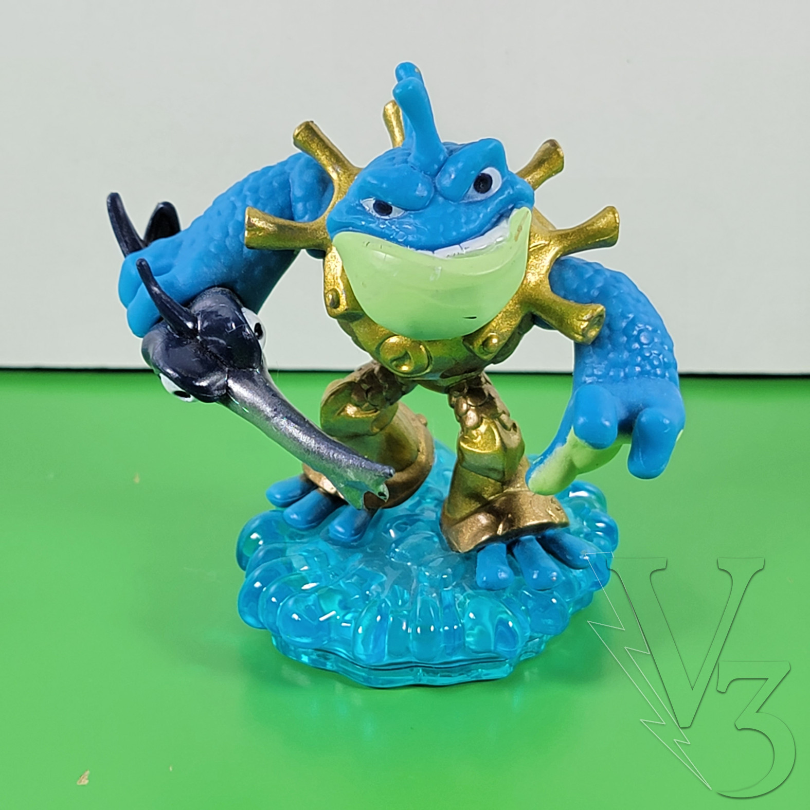 Skylanders SWAP FORCE Character Figure: RIP TIDE (blue base)