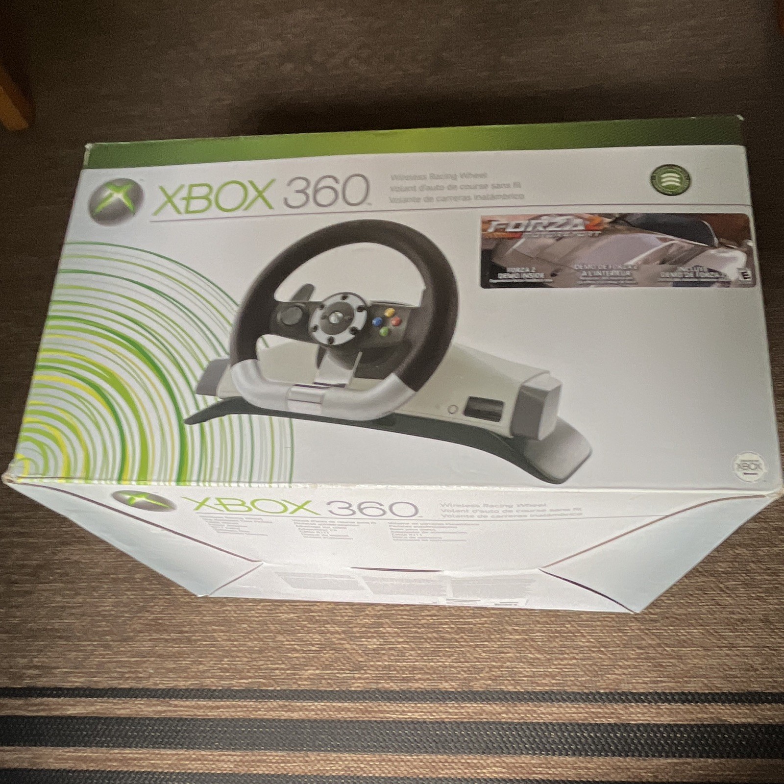 NIB Microsoft Xbox 360 Wireless Racing Wheel Controller Force FeedbackWhiteBlack