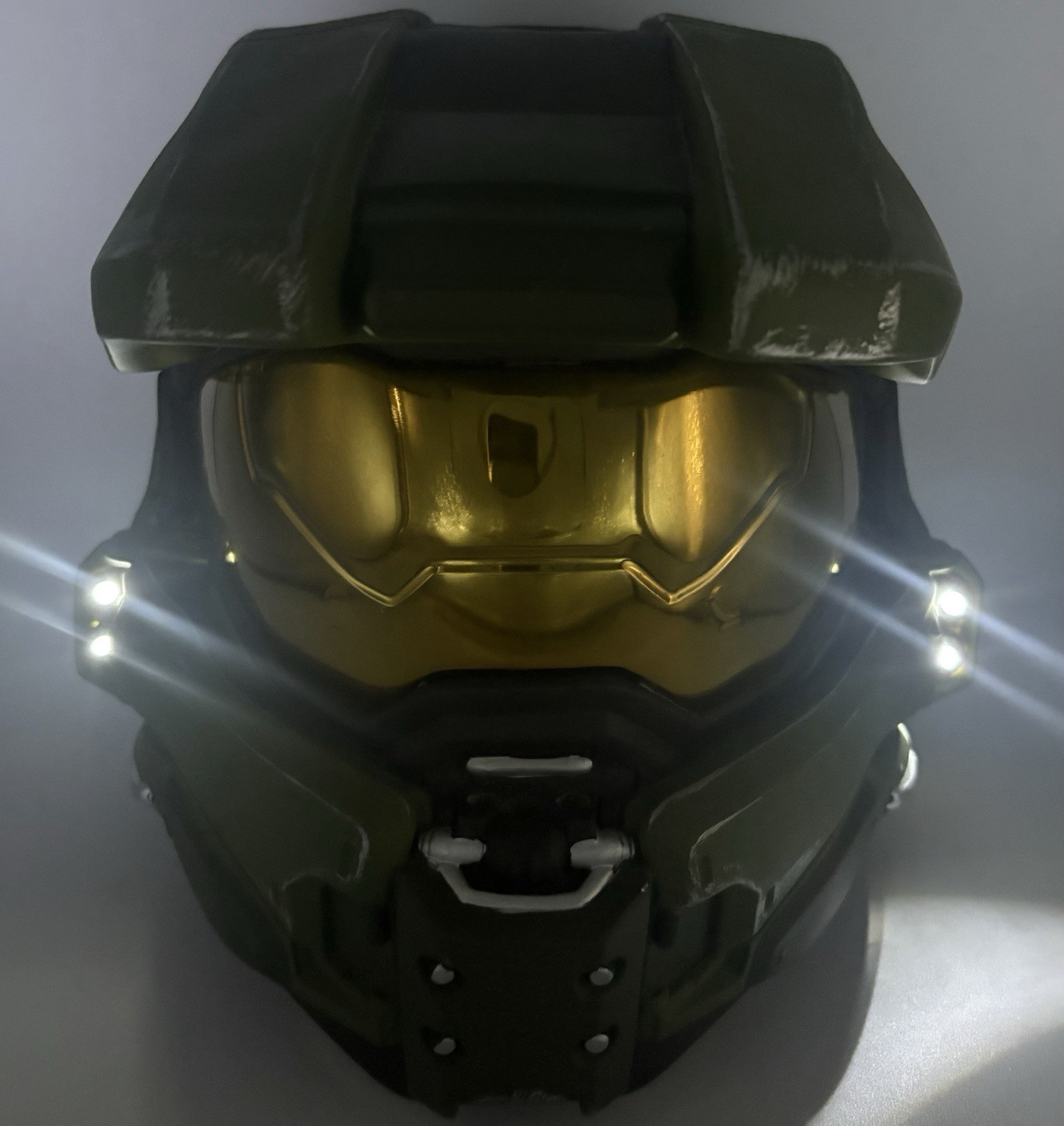 Halo Helmet Master Chief Full Sized Wearable with LED Lights – Infinite, 2, 4