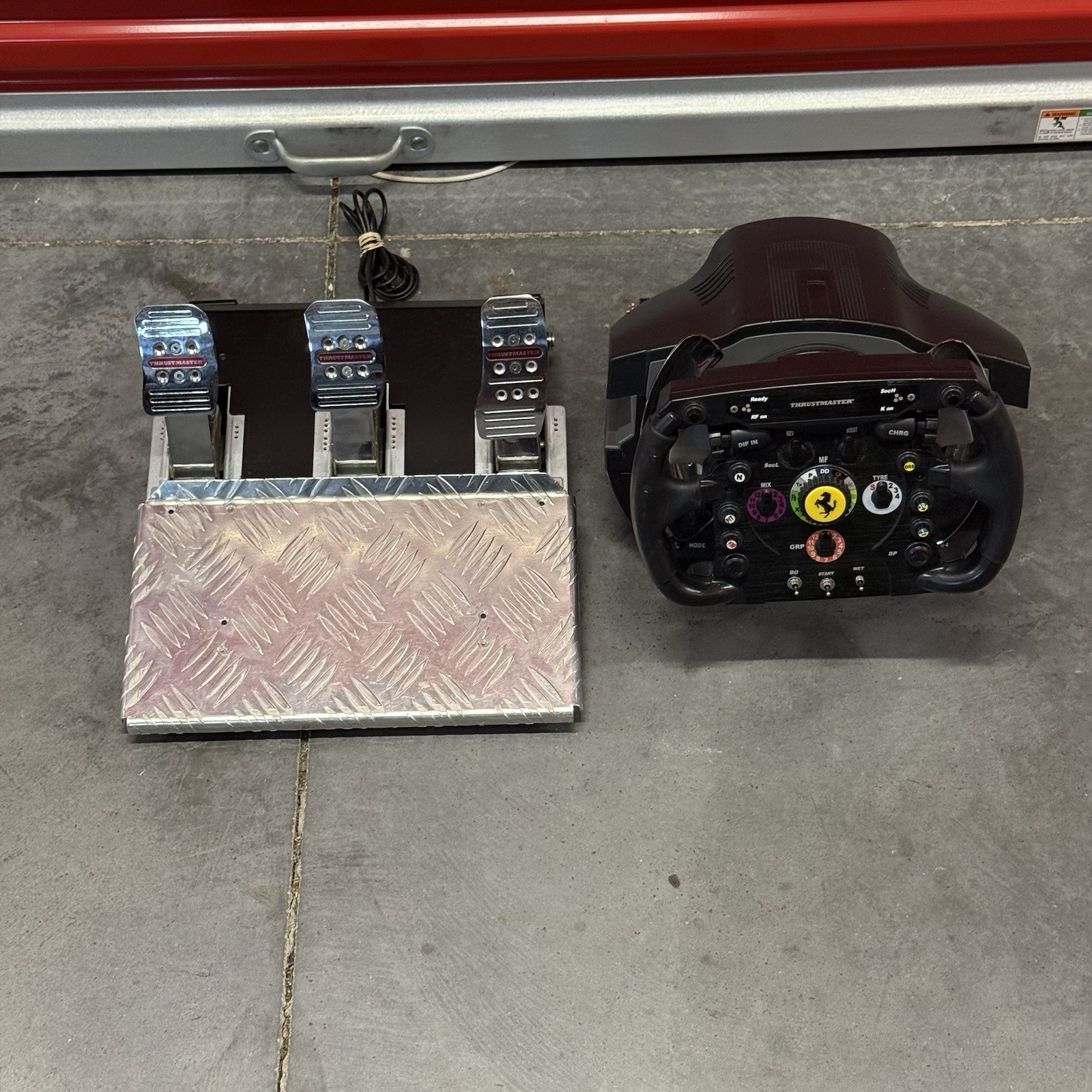 Thrustmaster T500 RS Ferrari F1 Racing Wheel & Pedals