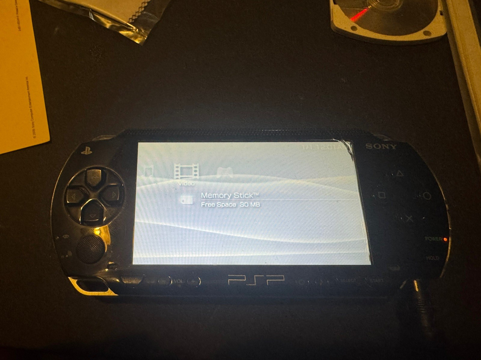 Sony PlayStation Portable – Black (PSP-1001K) With Original Box (Read/See Pics)