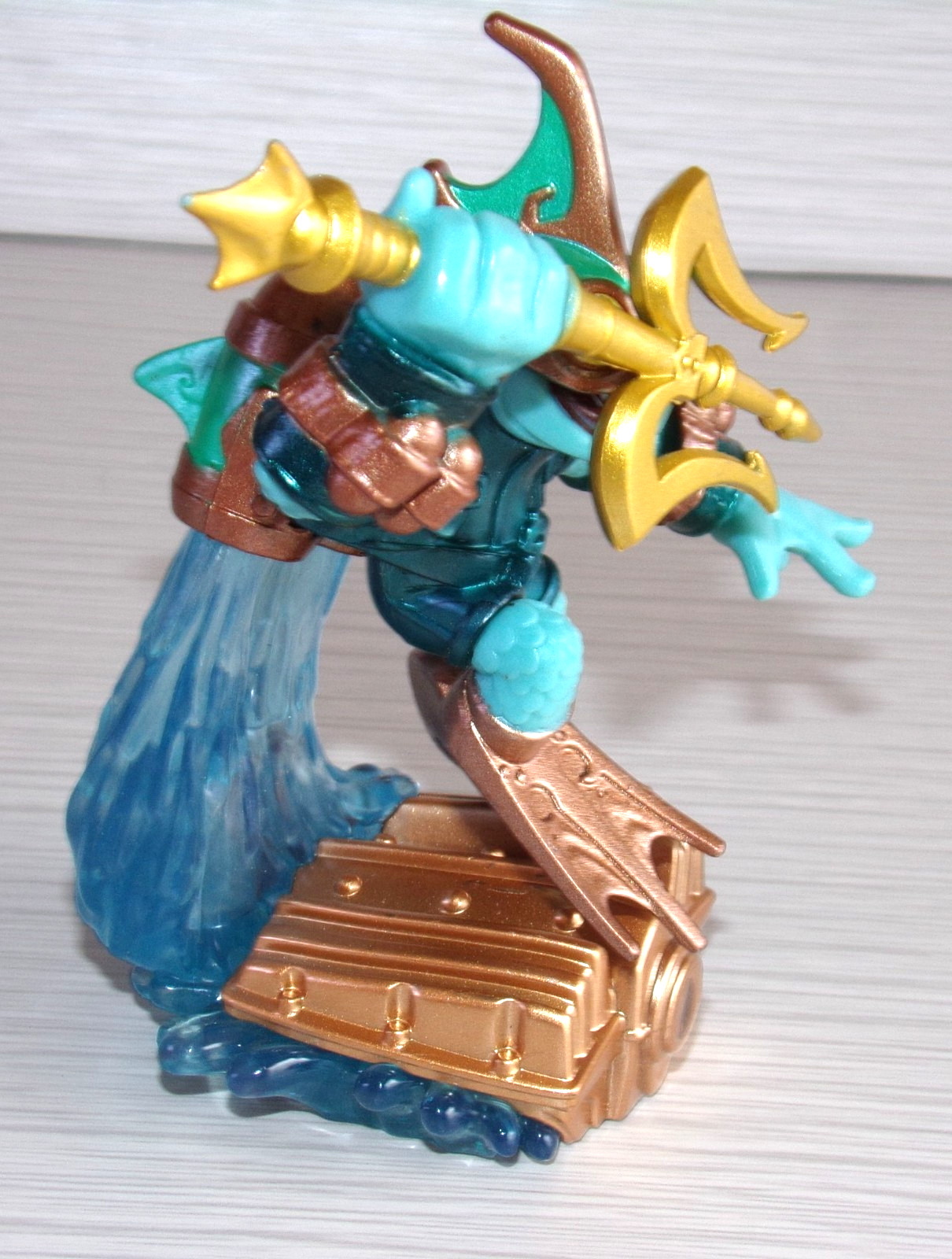 Skylanders SuperChargers Deep Dive Gill Grunt Water Figure Activision 2015