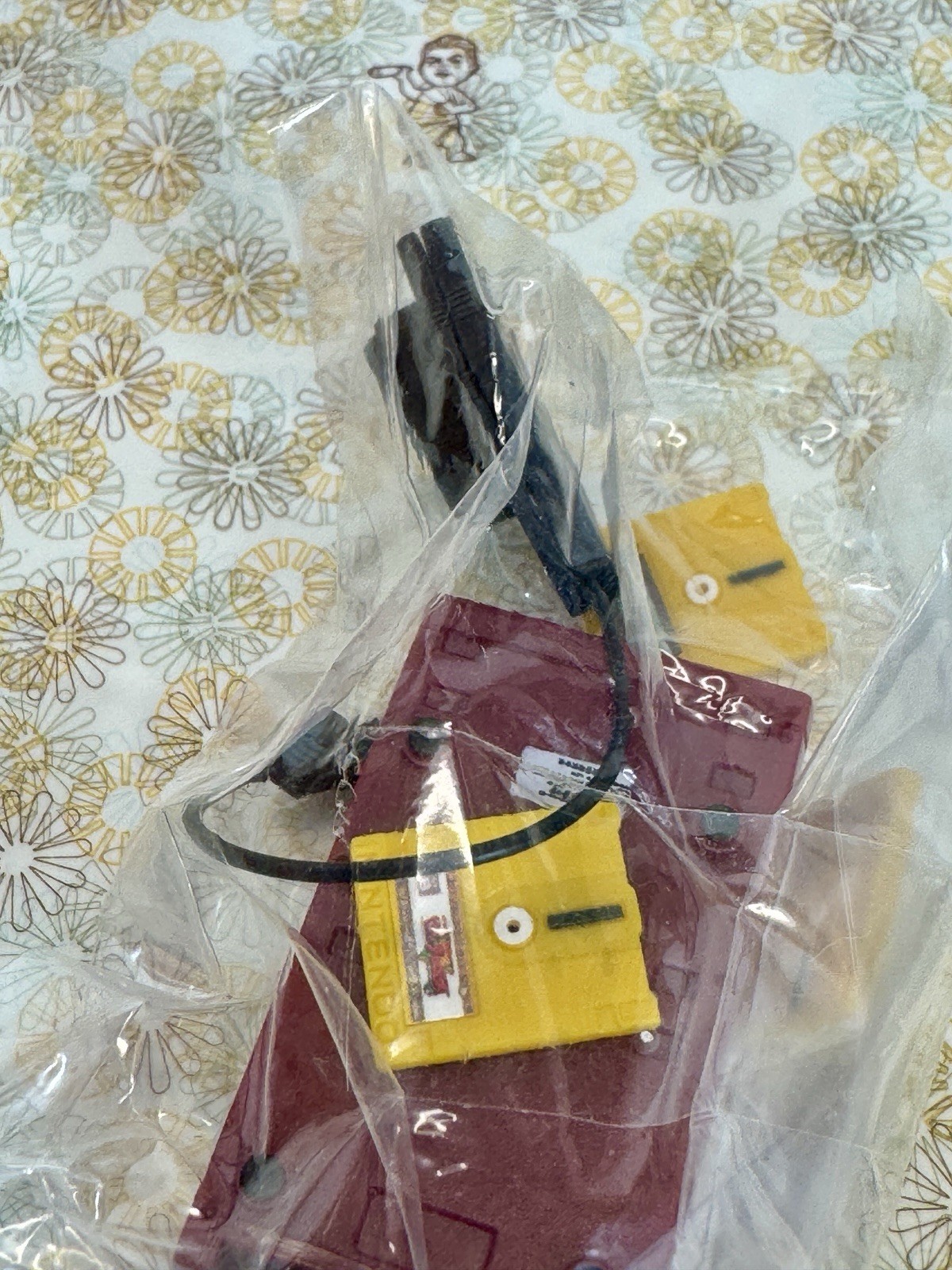 RARE Japanese Gashapon Mini Famicom – Nintendo History Collection DX Blind Box