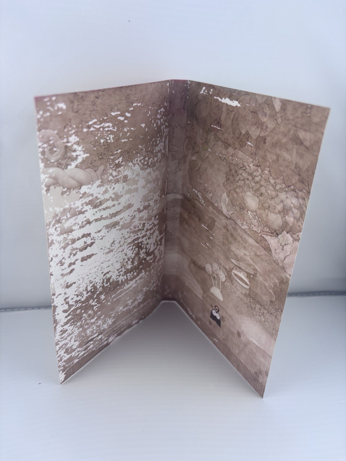 Yoshi and the Mysterious Book – Paper Cover/Slip Damage